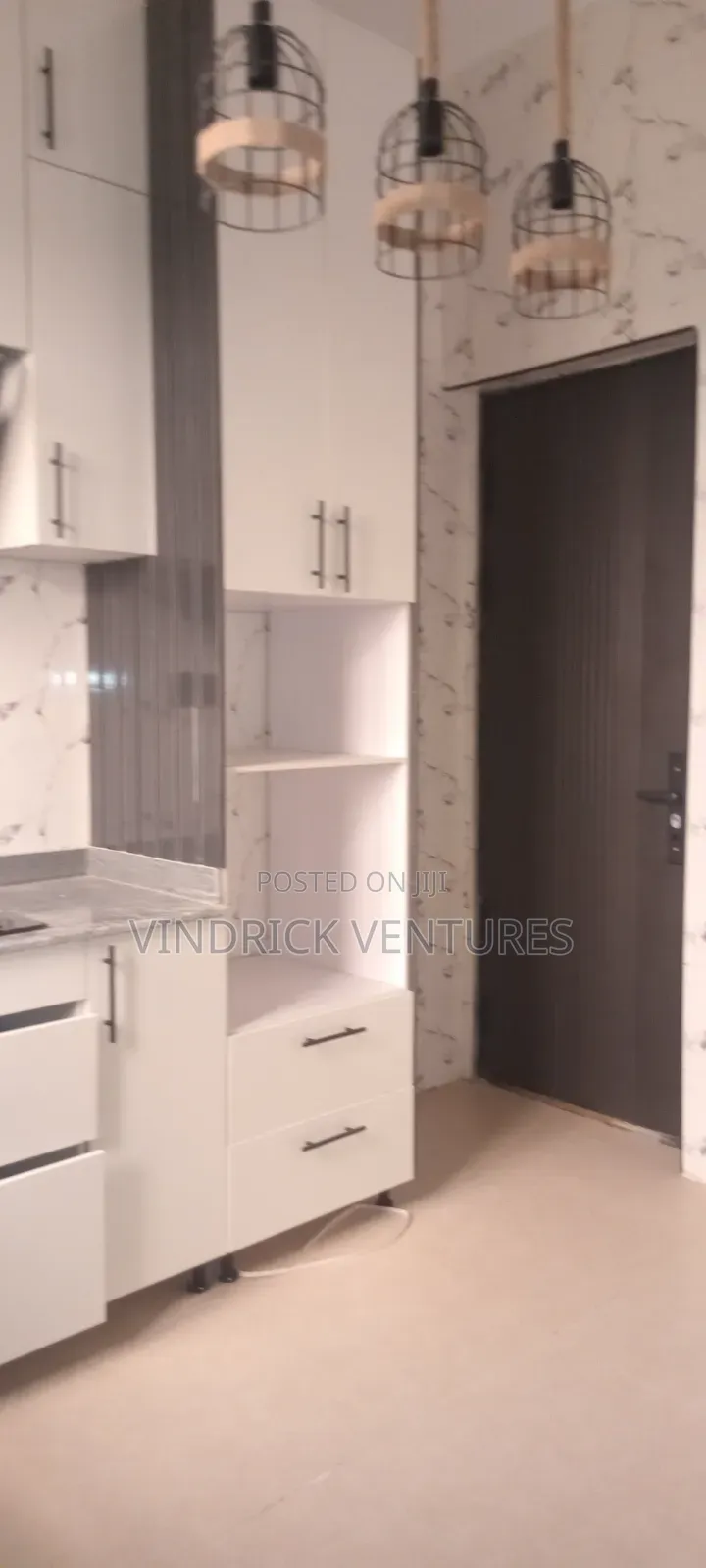 3bdrm Apartment in Lekki Scheme2 Phase for rent