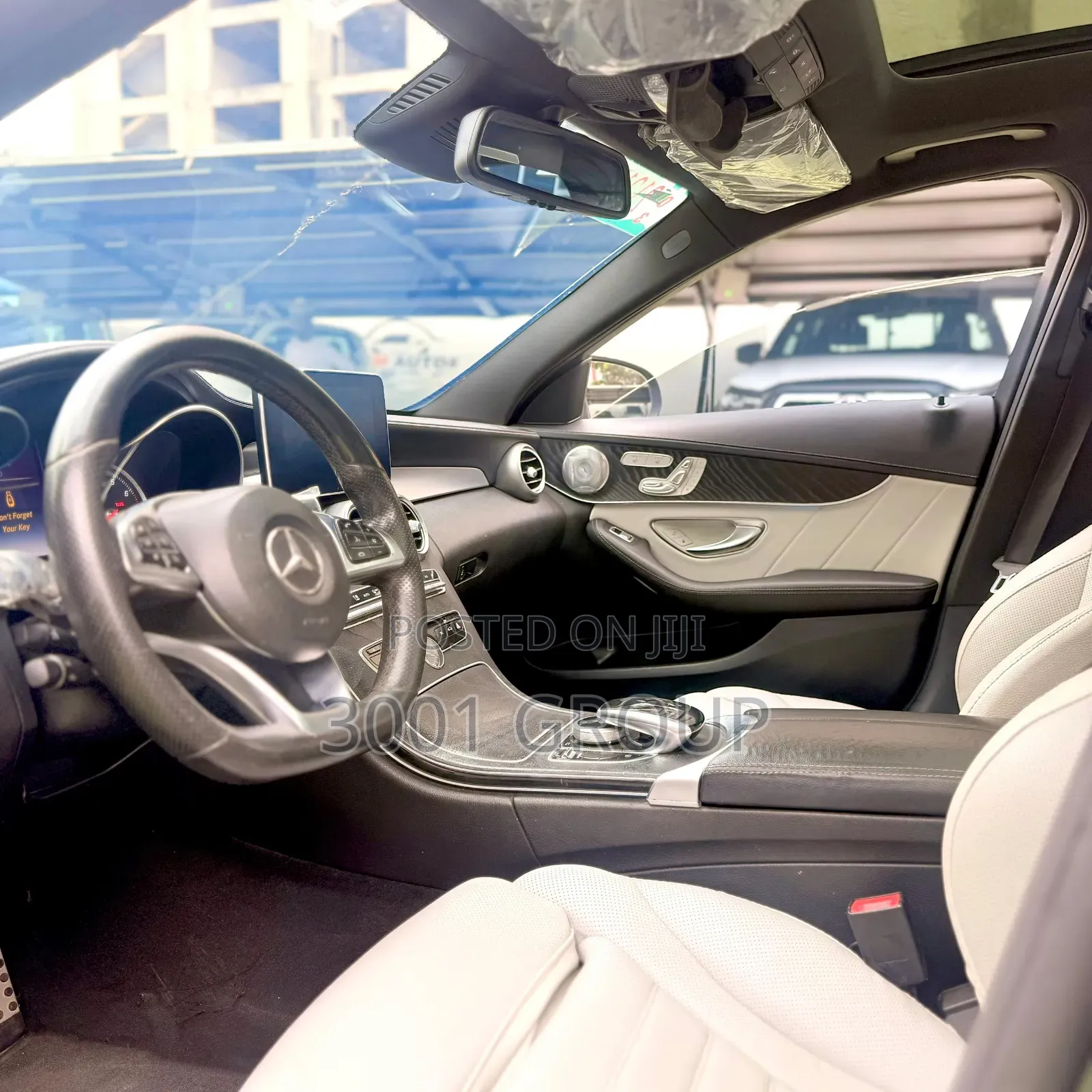Mercedes-Benz C300 2016 Gray
