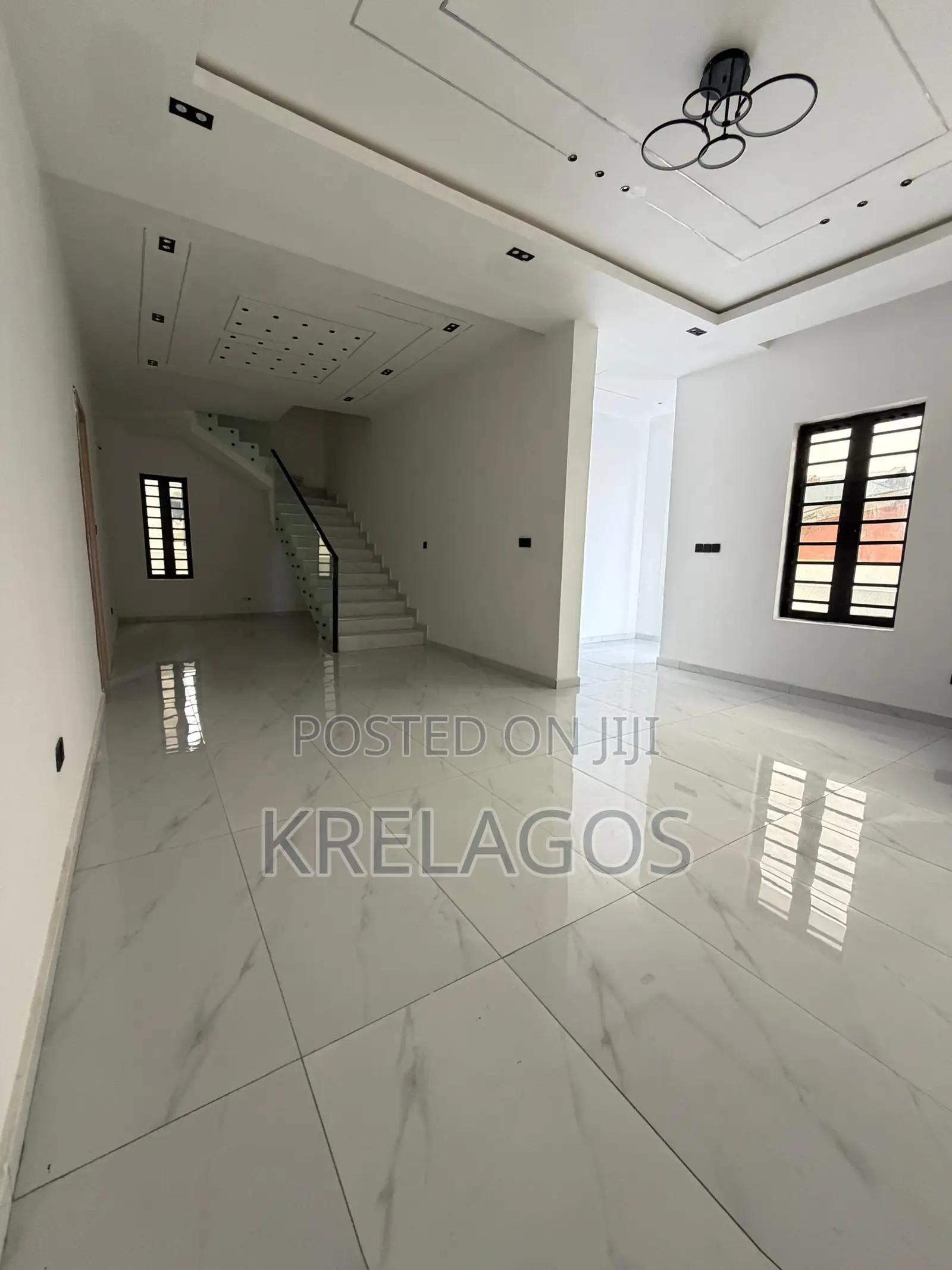 5bdrm Duplex in Sangotedo for sale