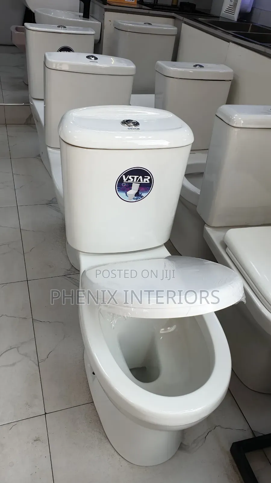 Small Set Toilet Water Closet Wc