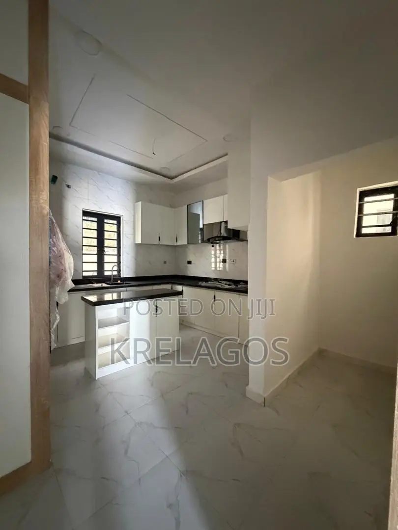 4bdrm Duplex in Sangotedo for sale