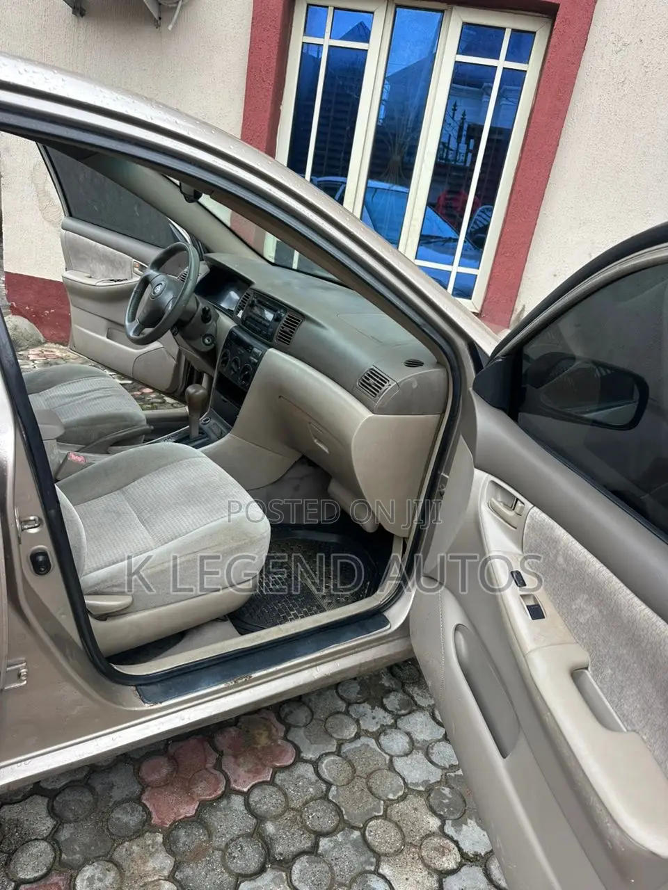 Toyota Corolla LE 2006 Gold