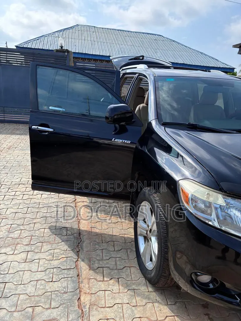 Toyota Highlander Limited 2010 Black