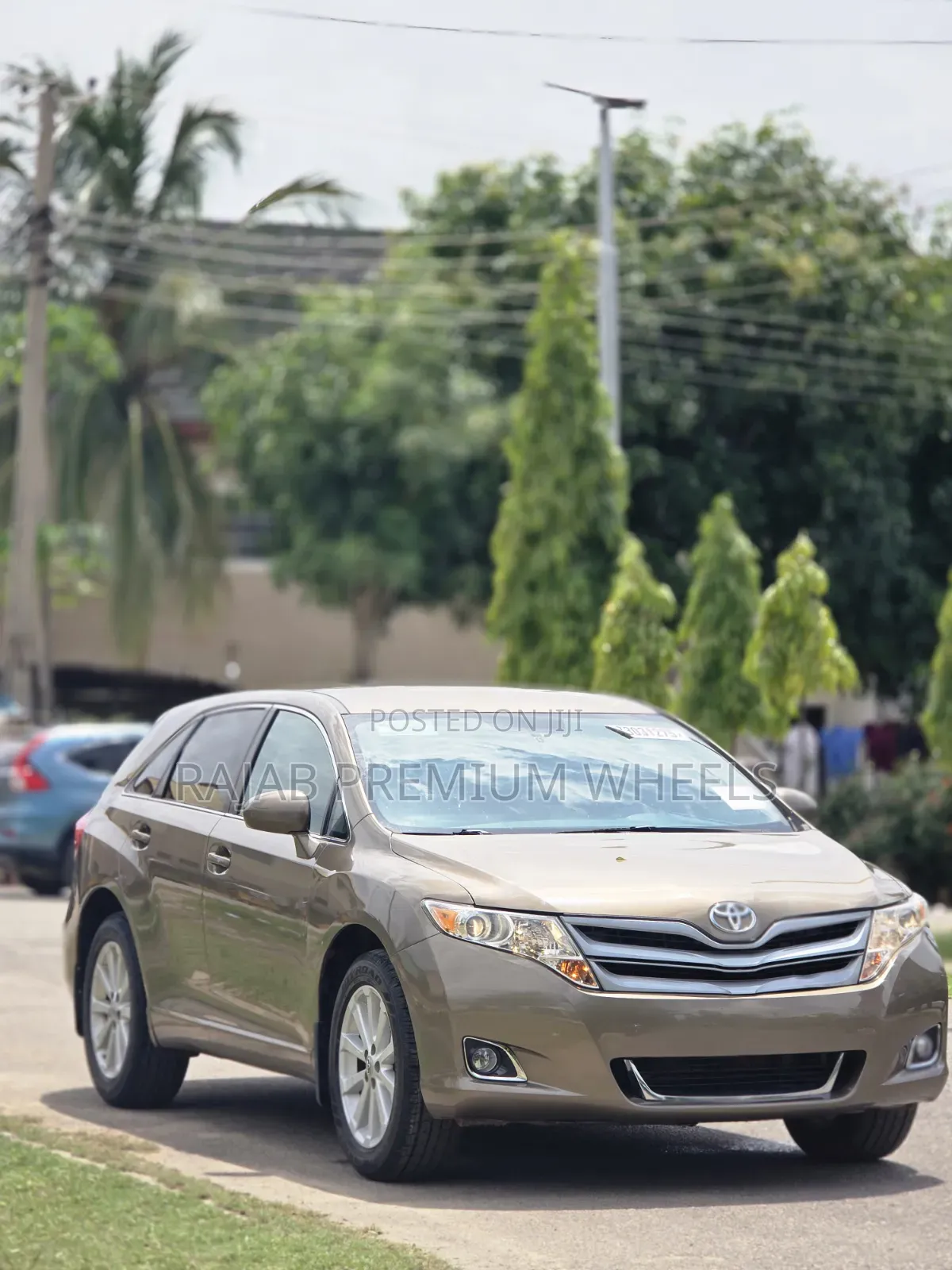 Toyota Venza 2011 Gold