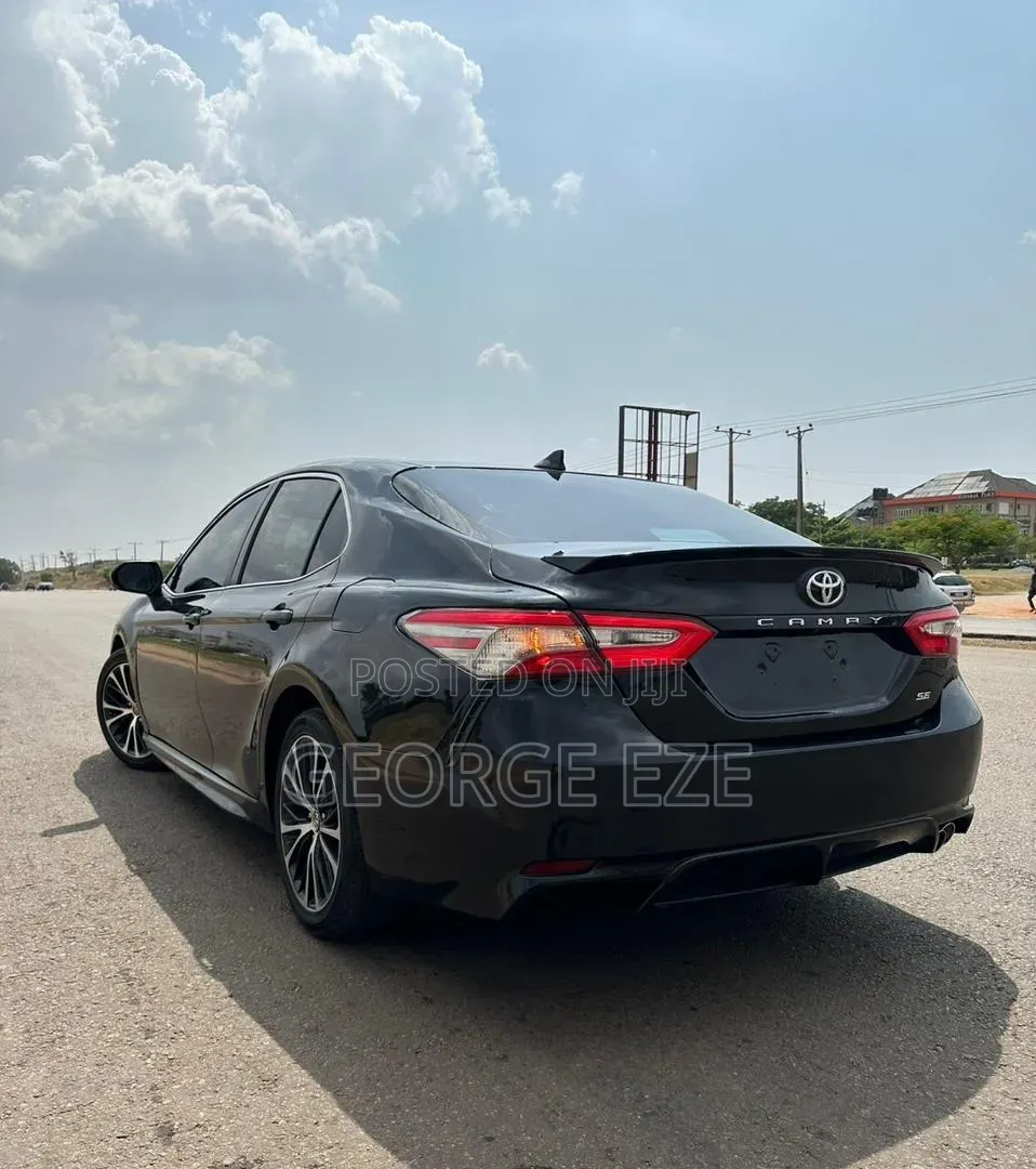 Toyota Camry 2019 Black