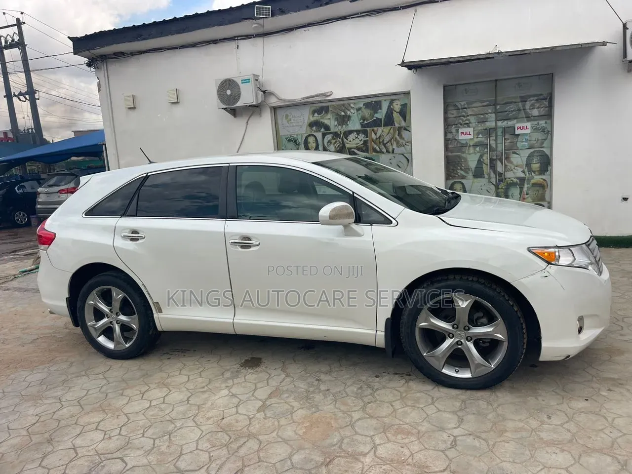 Toyota Venza 2011 White