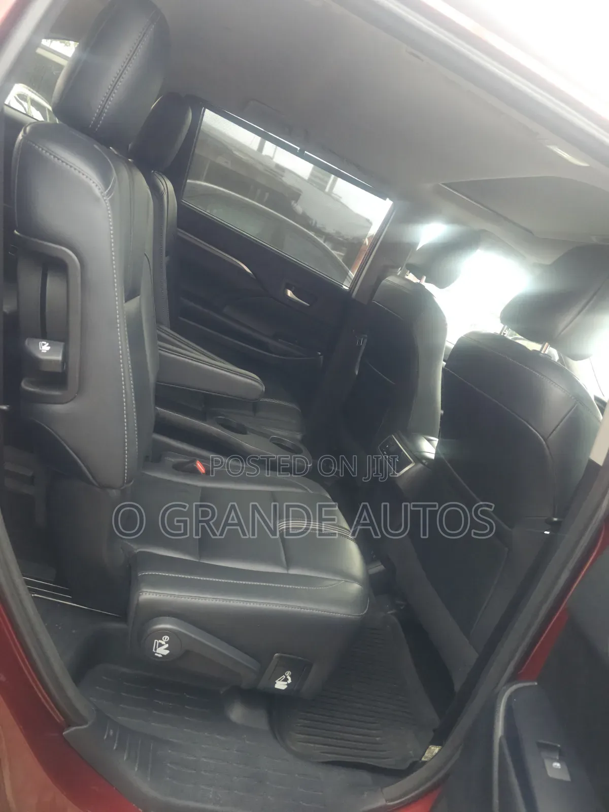 Toyota Highlander XLE 4x4 V6 (3.5L 6cyl 8A) 2018 Burgundy
