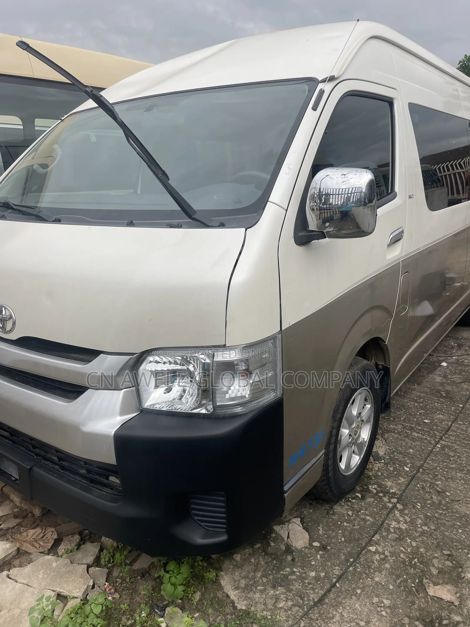 Toyota HiAce 2018 Brown