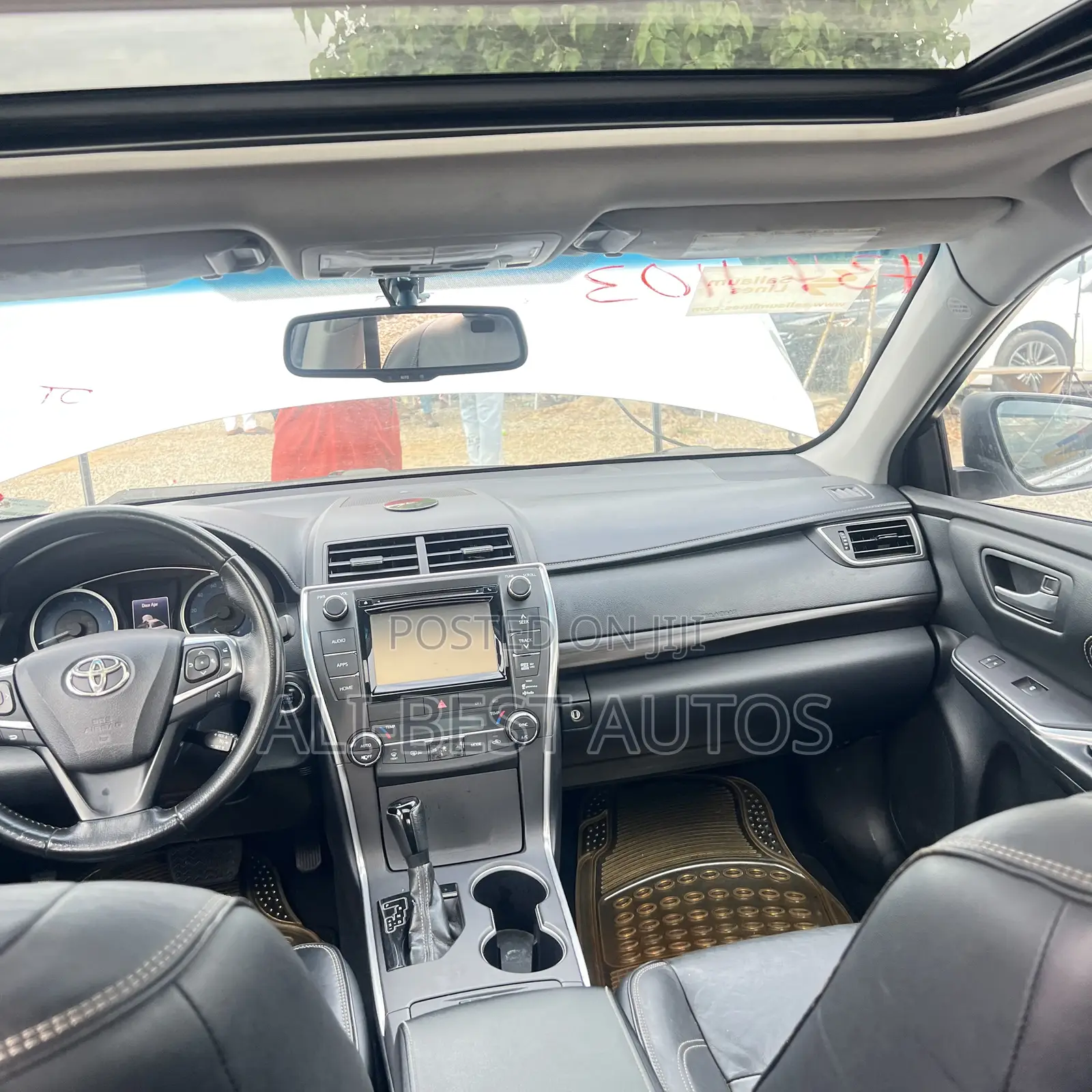 Toyota Camry XLE 4dr Sedan (2.5L 4cyl 6A) 2016 White