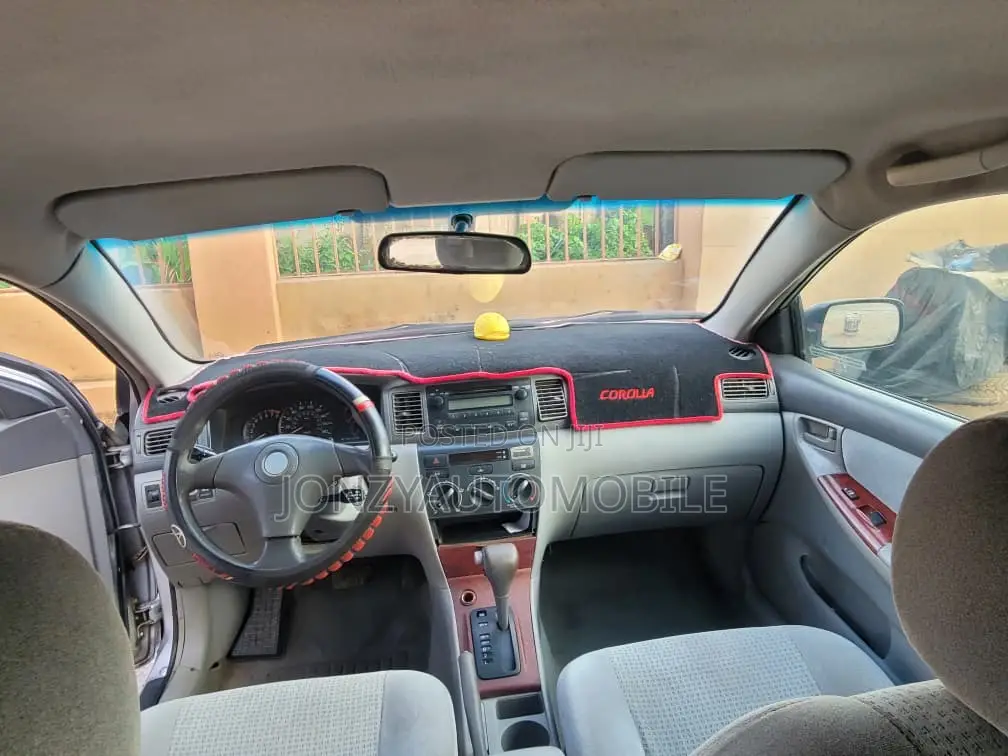 Toyota Corolla 2006 Silver