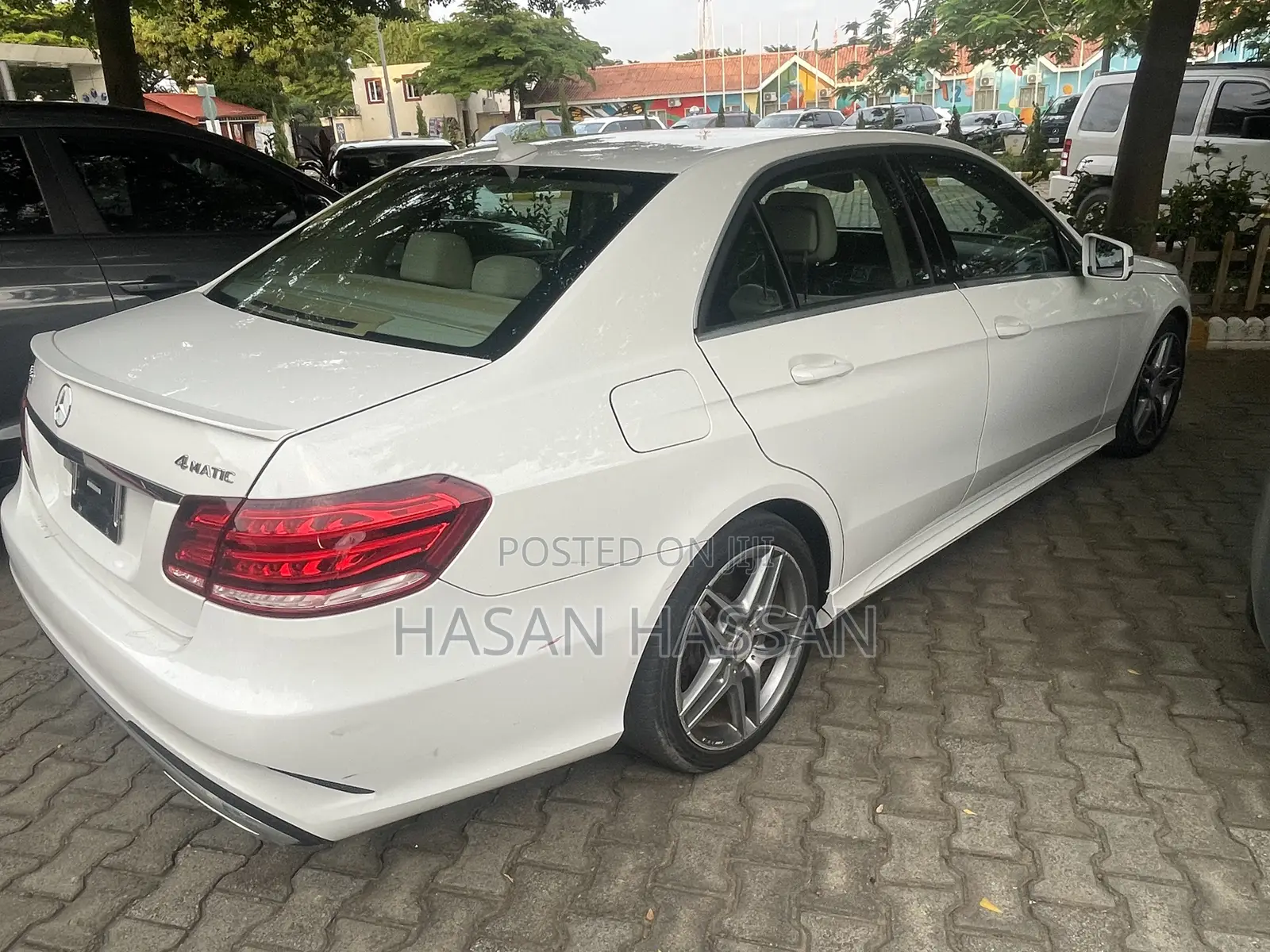Mercedes-Benz E350 Base 4Matic Sedan AWD (3.5L 6cyl 7A) 2014 White