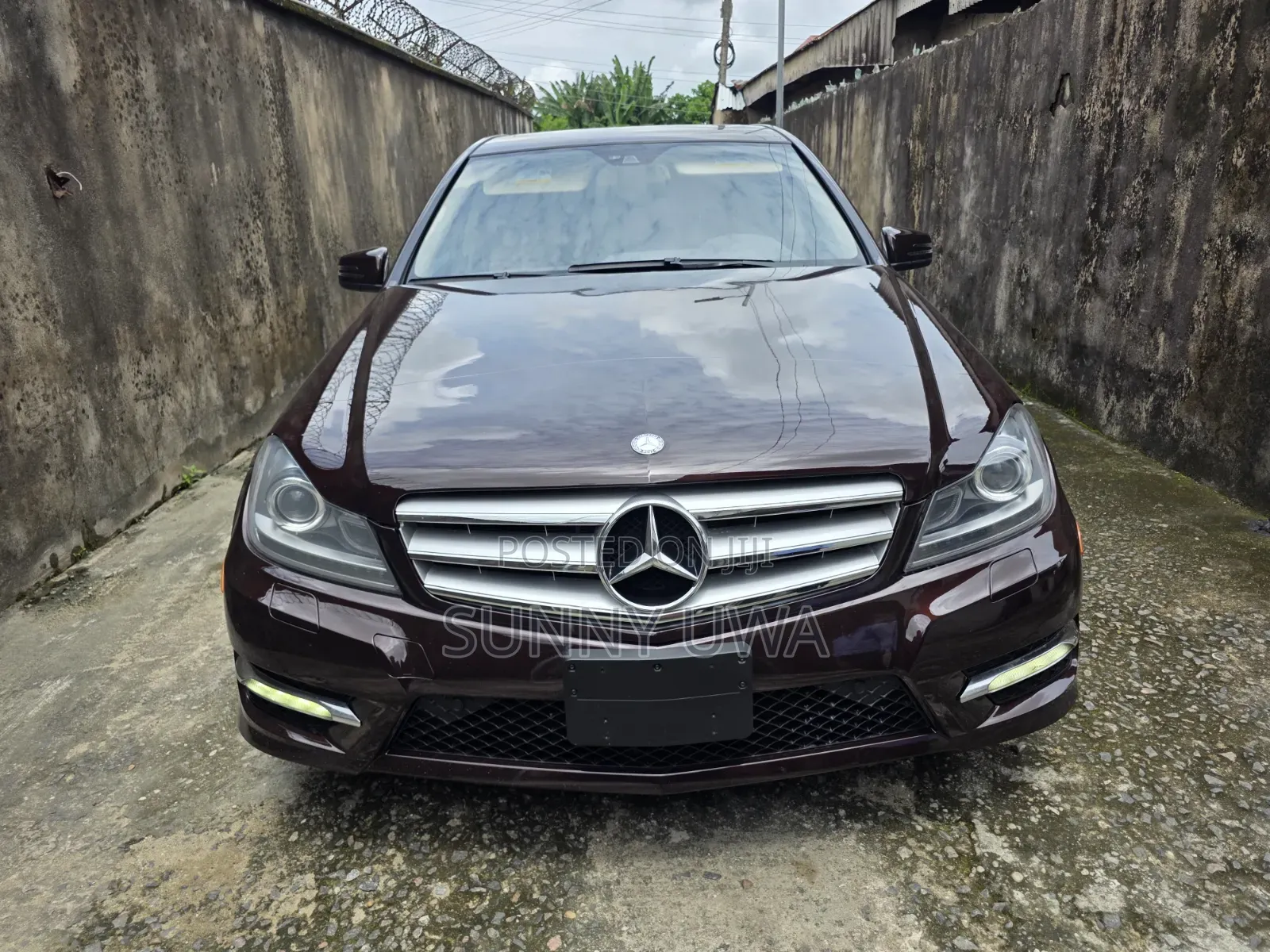 Mercedes-Benz C300 2012 Black
