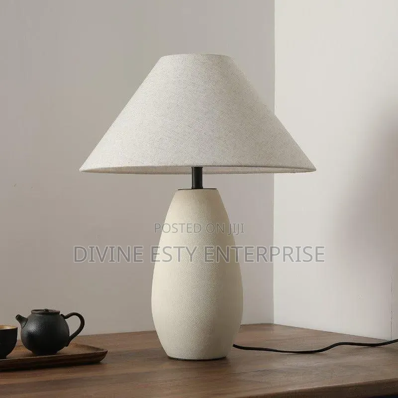 Modern Tripod Floor Lamp