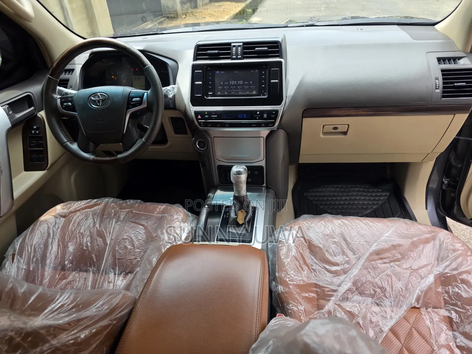Toyota Land Cruiser 2018 Gray