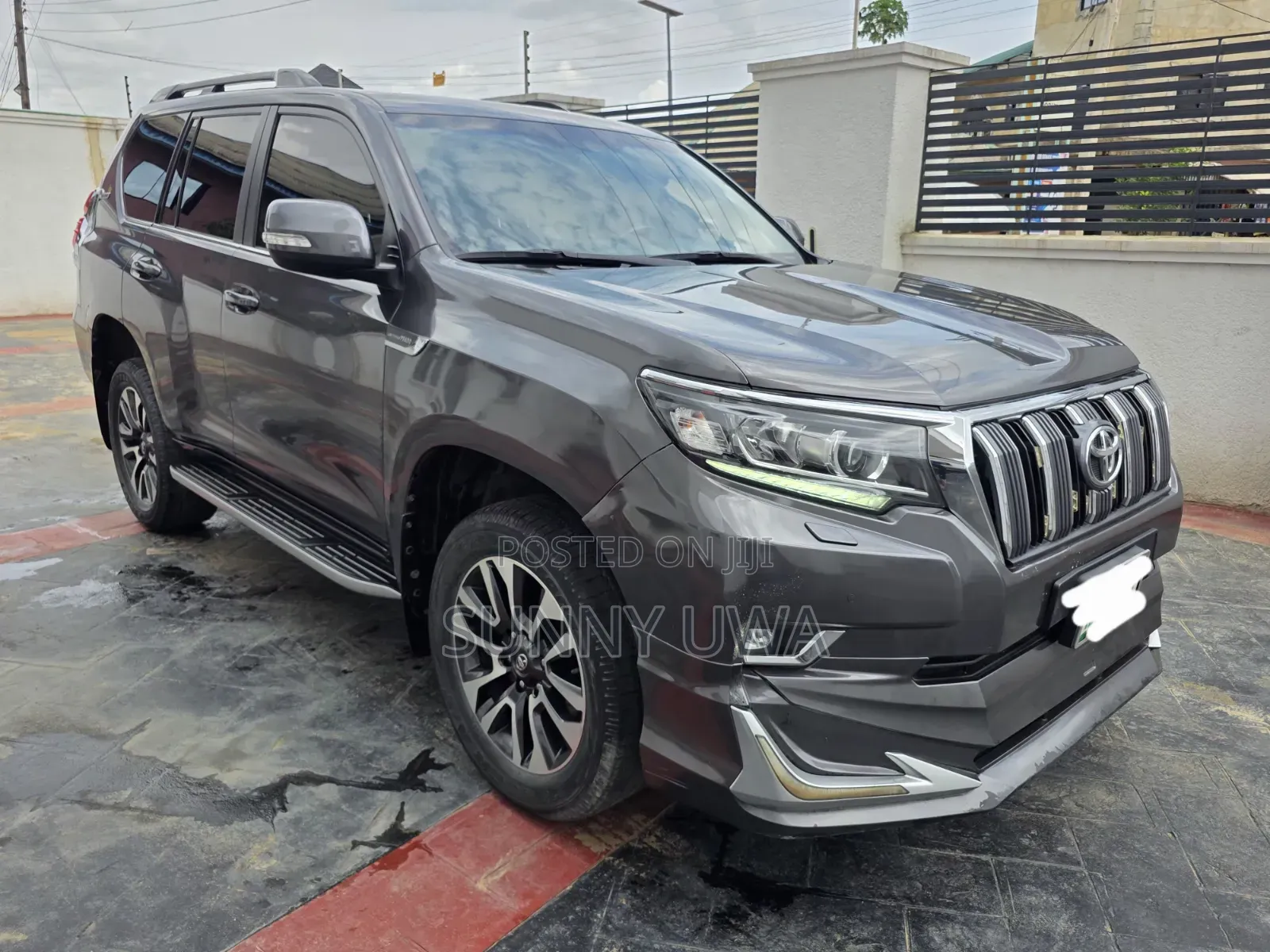 Toyota Land Cruiser 2023 Gray