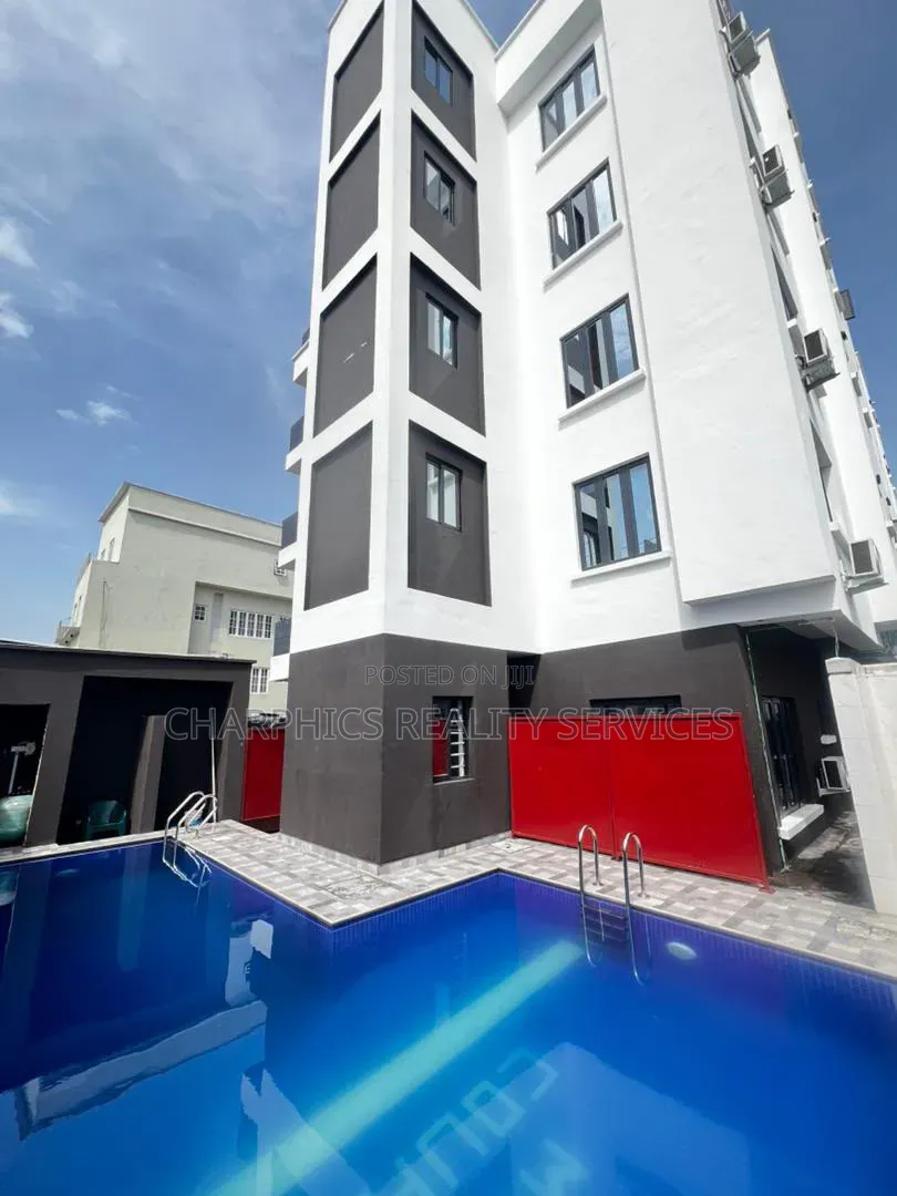 2bdrm Apartment in Lekki Phase 1 for sale