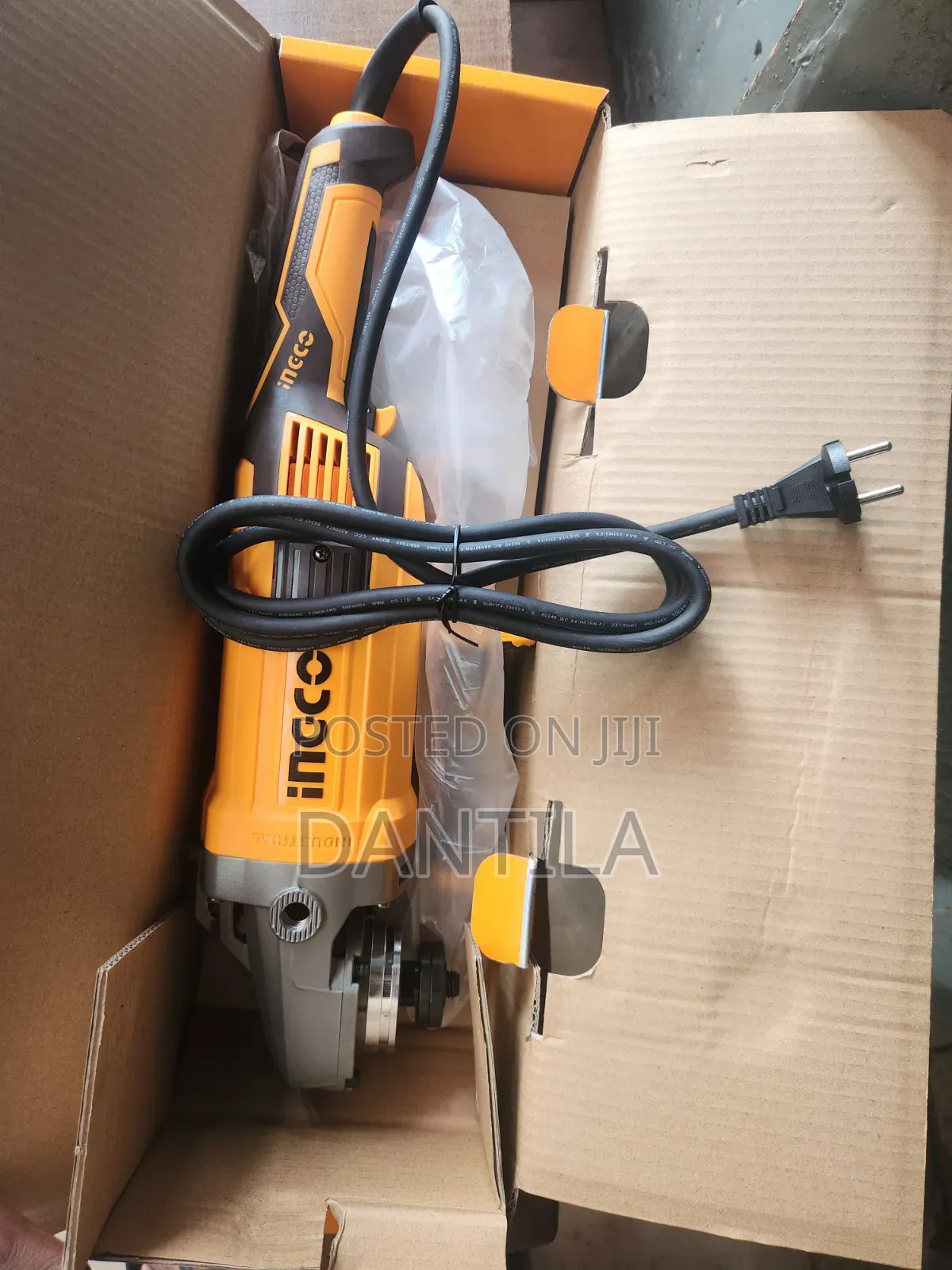 9"Ingco Grinding Machine