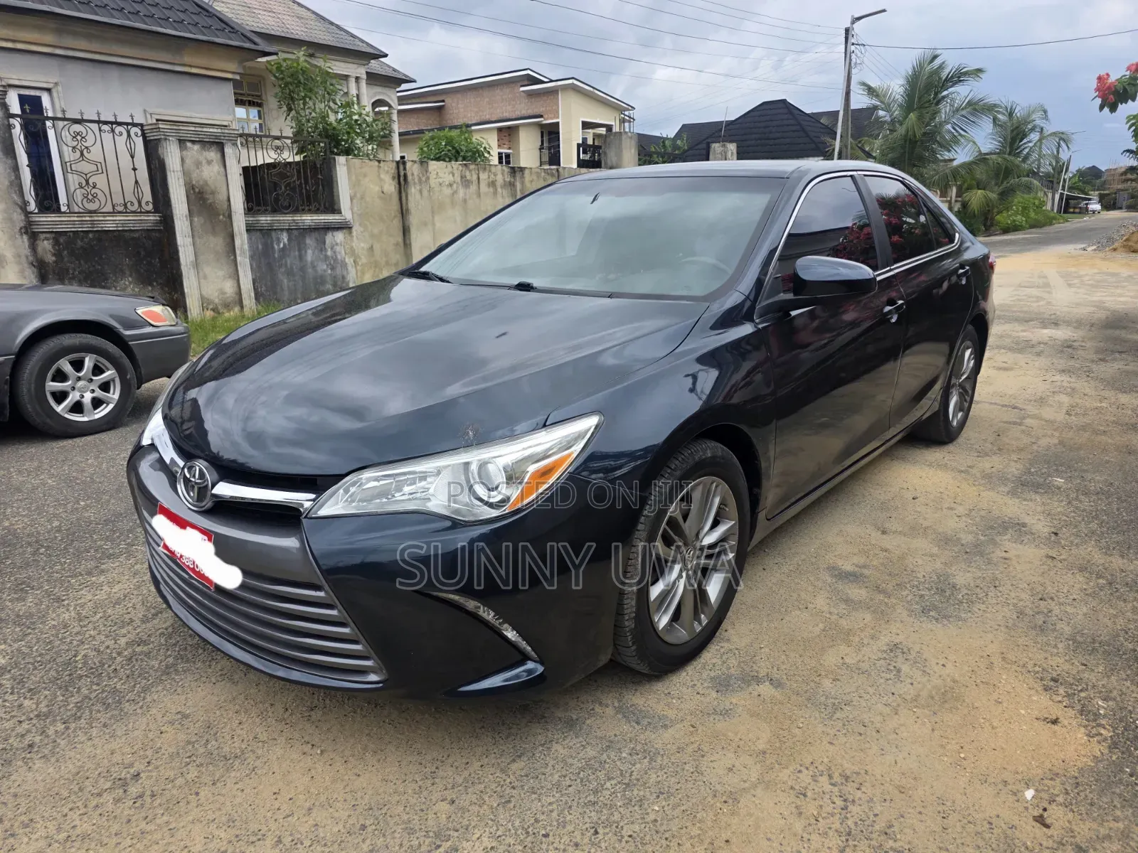 Toyota Camry 2016 Black