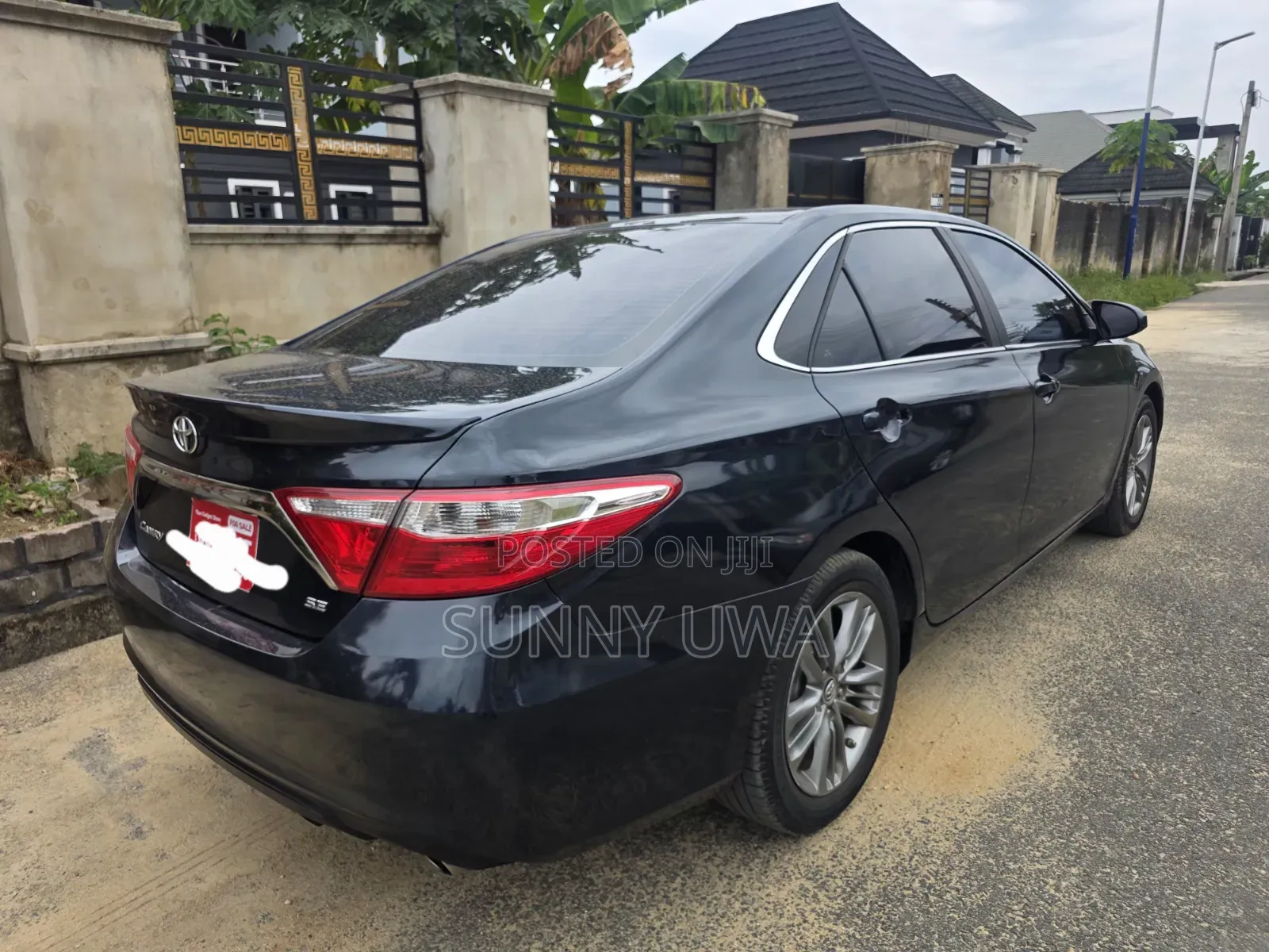 Toyota Camry 2016 Black
