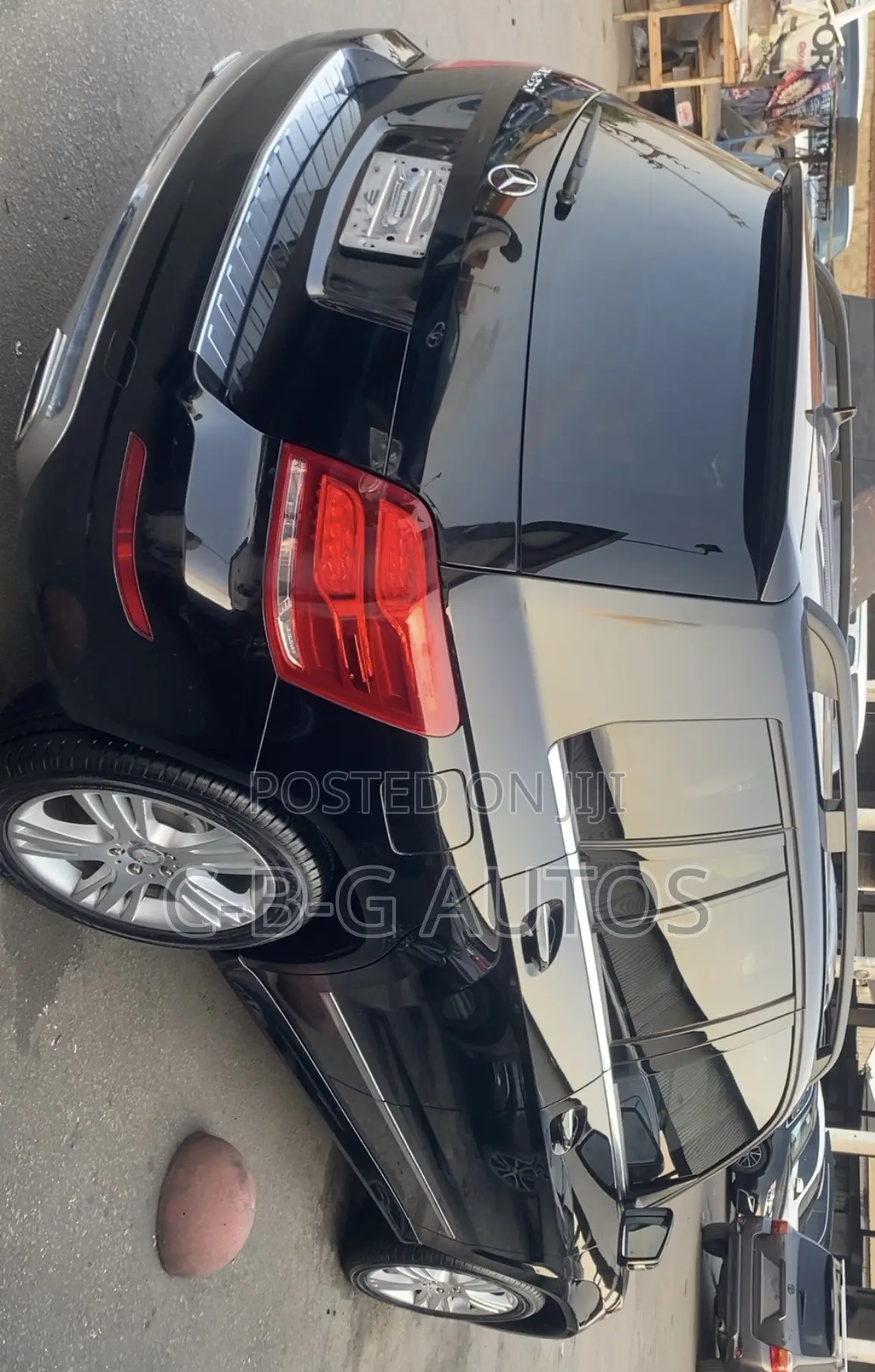 Mercedes-Benz GLK-Class Base GLK 350 4dr AWD 4MATIC (3.5L 6cyl 7A) 2015