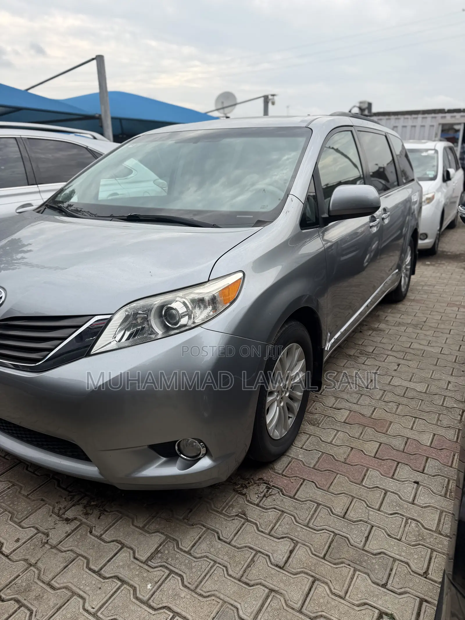 Toyota Sienna 2013 Gray