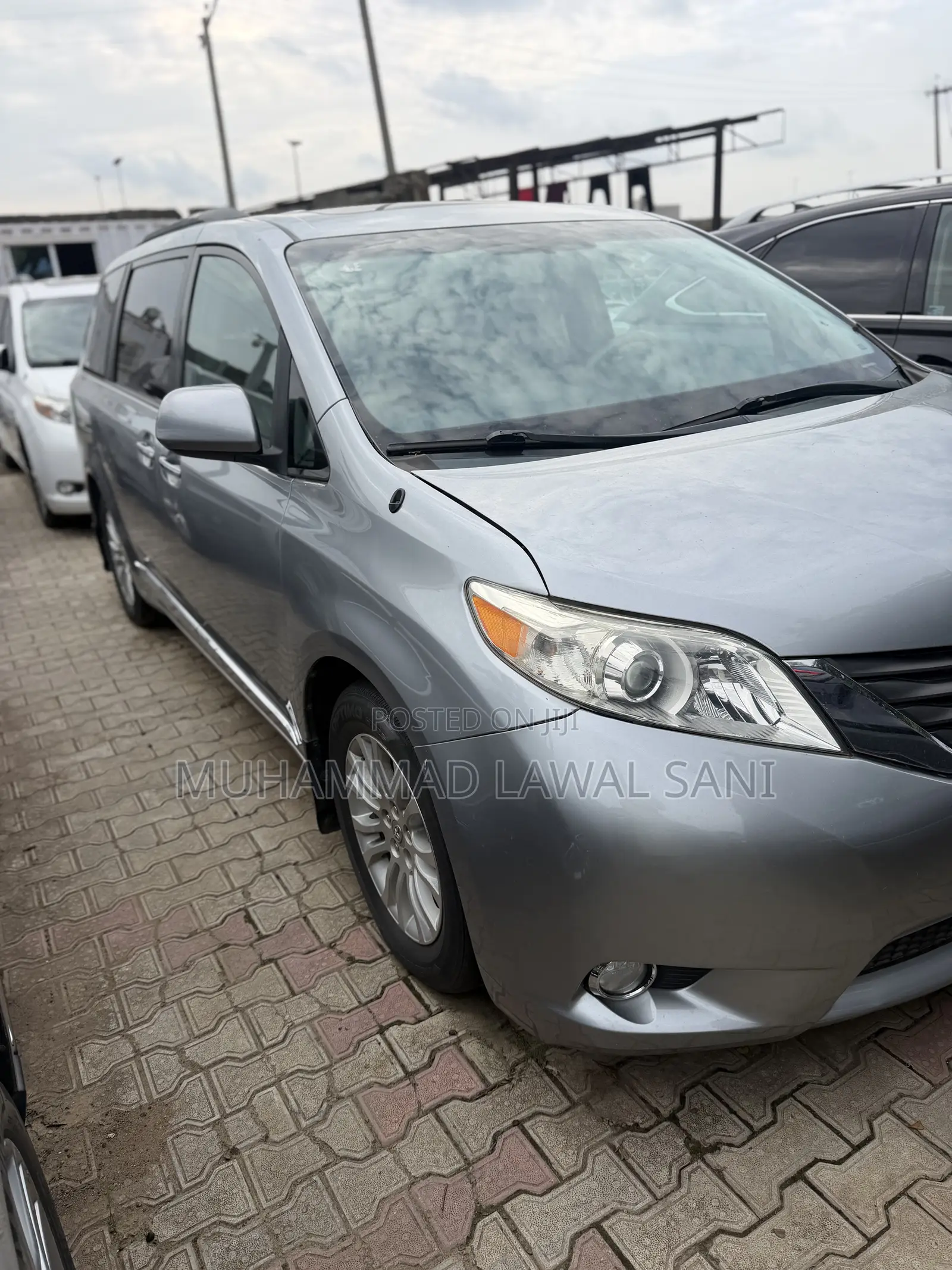 Toyota Sienna 2013 Gray