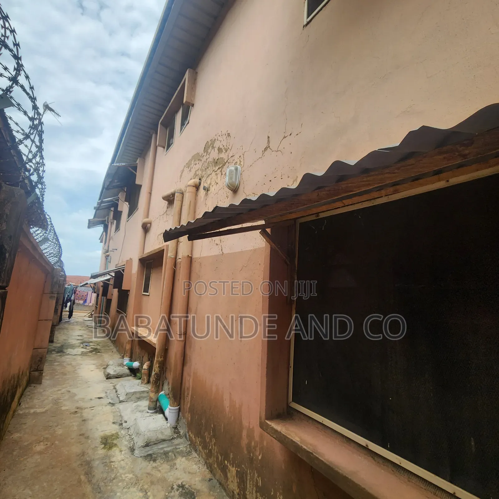 20 Room Self-Contained Hostel With Cofo at Agbowo Ui Ibadan