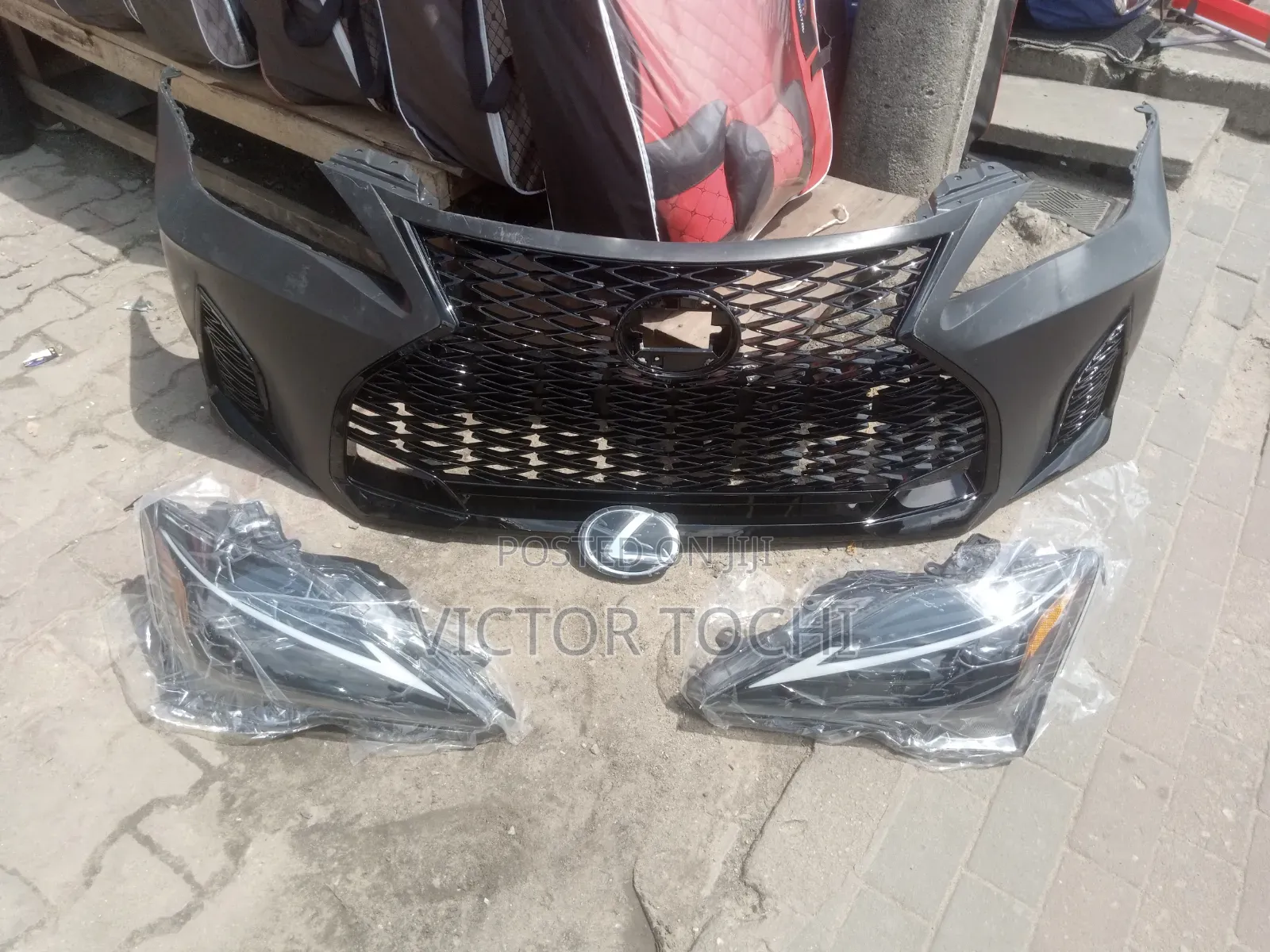 Is250 Is350 Latest Sports Front Bumper and Headlights