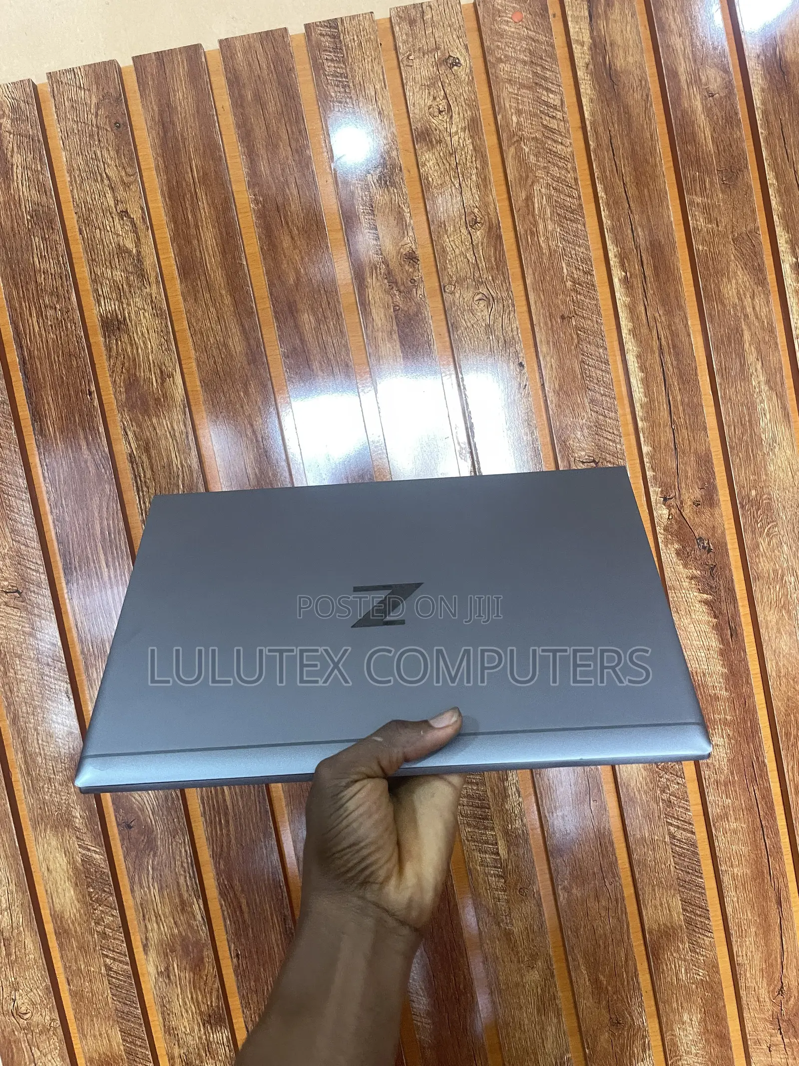 Laptop HP ZBook Firefly 14 G7 8GB Intel Core i5 SSD 256GB