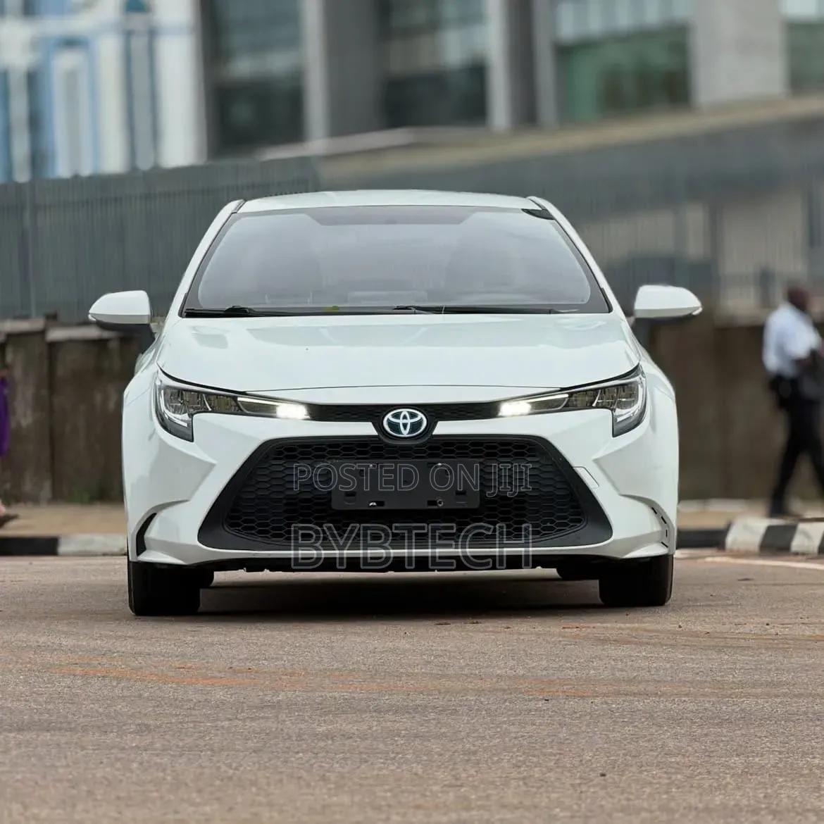 Toyota Corolla 2022 White