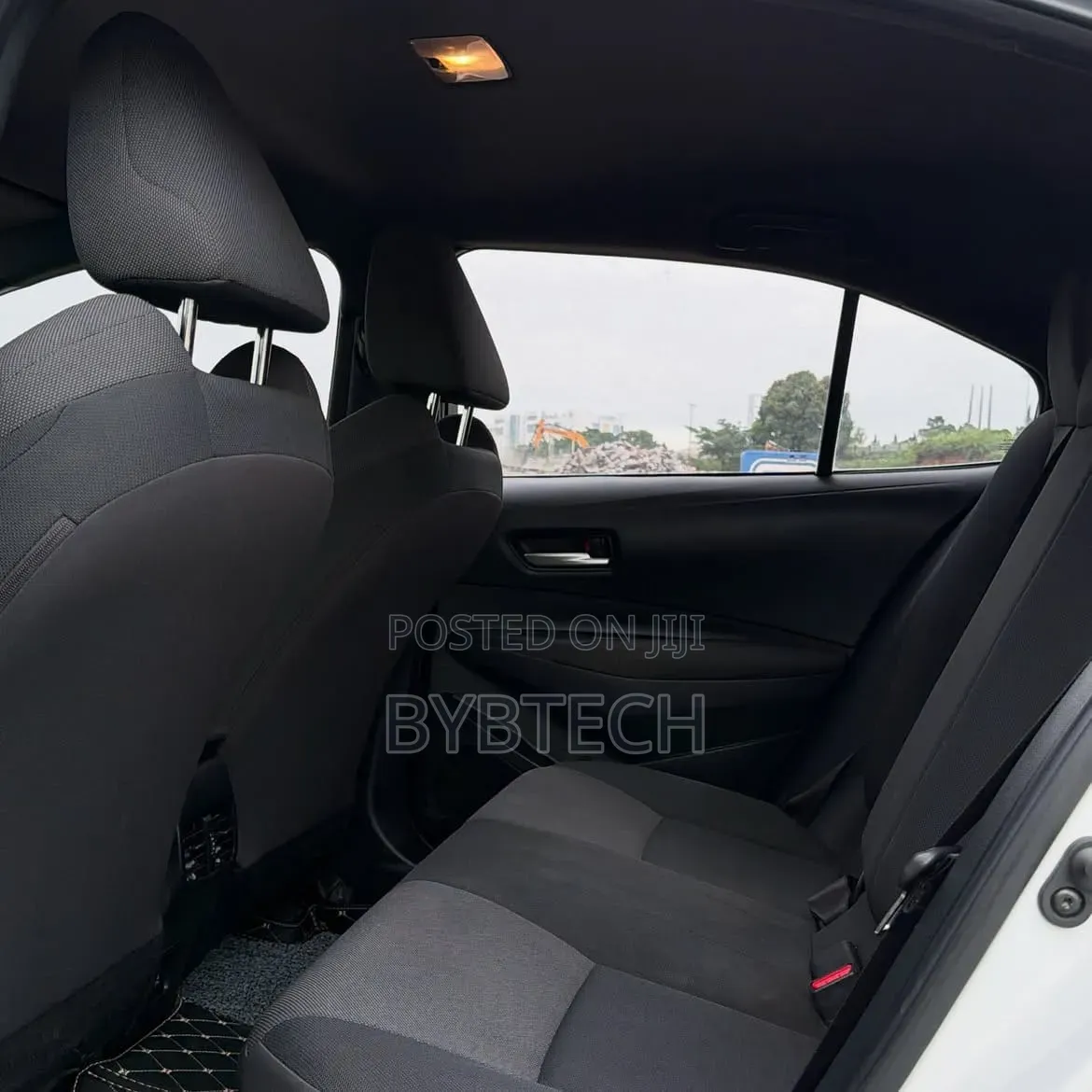 Toyota Corolla 2022 White