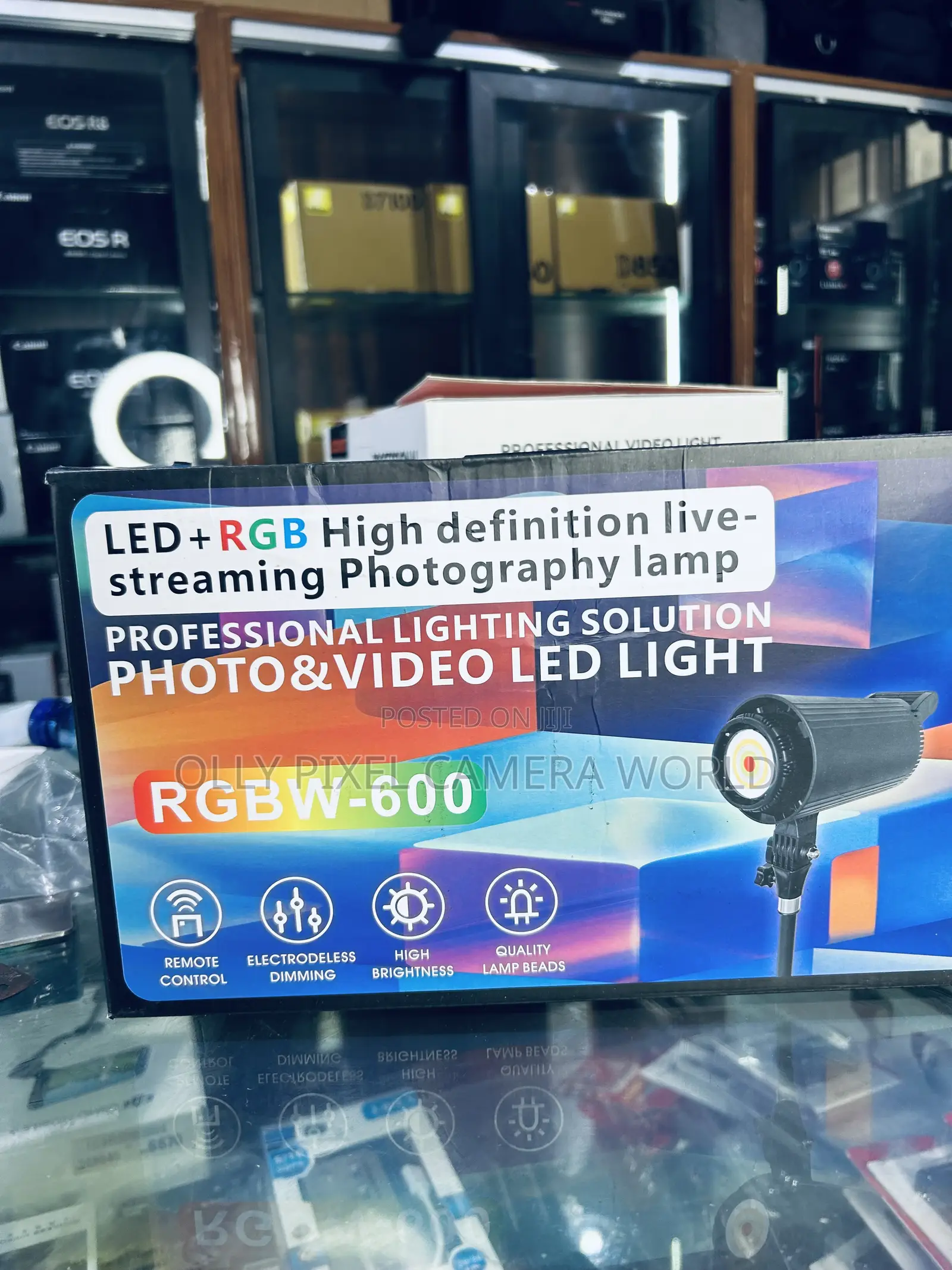 RGBW-600 Led and RGB Streaming Photography Light