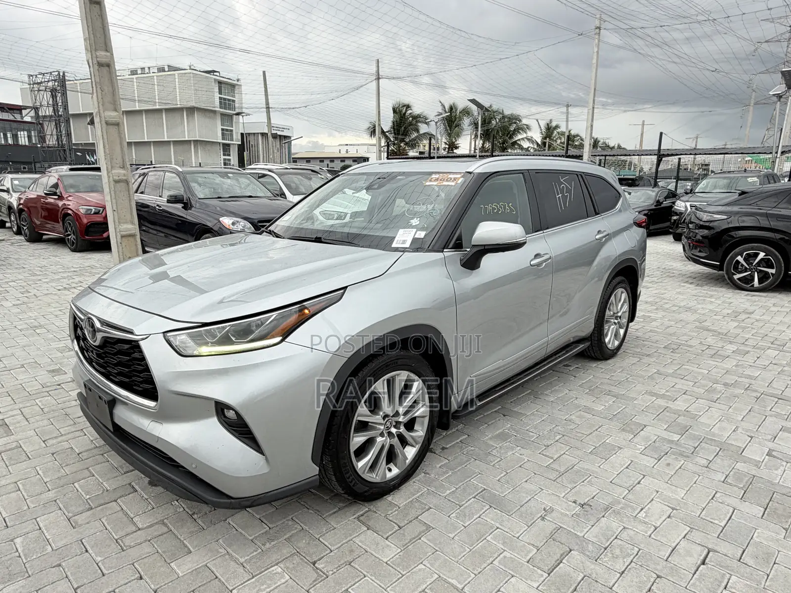 Toyota Highlander Limited AWD 2020 Silver