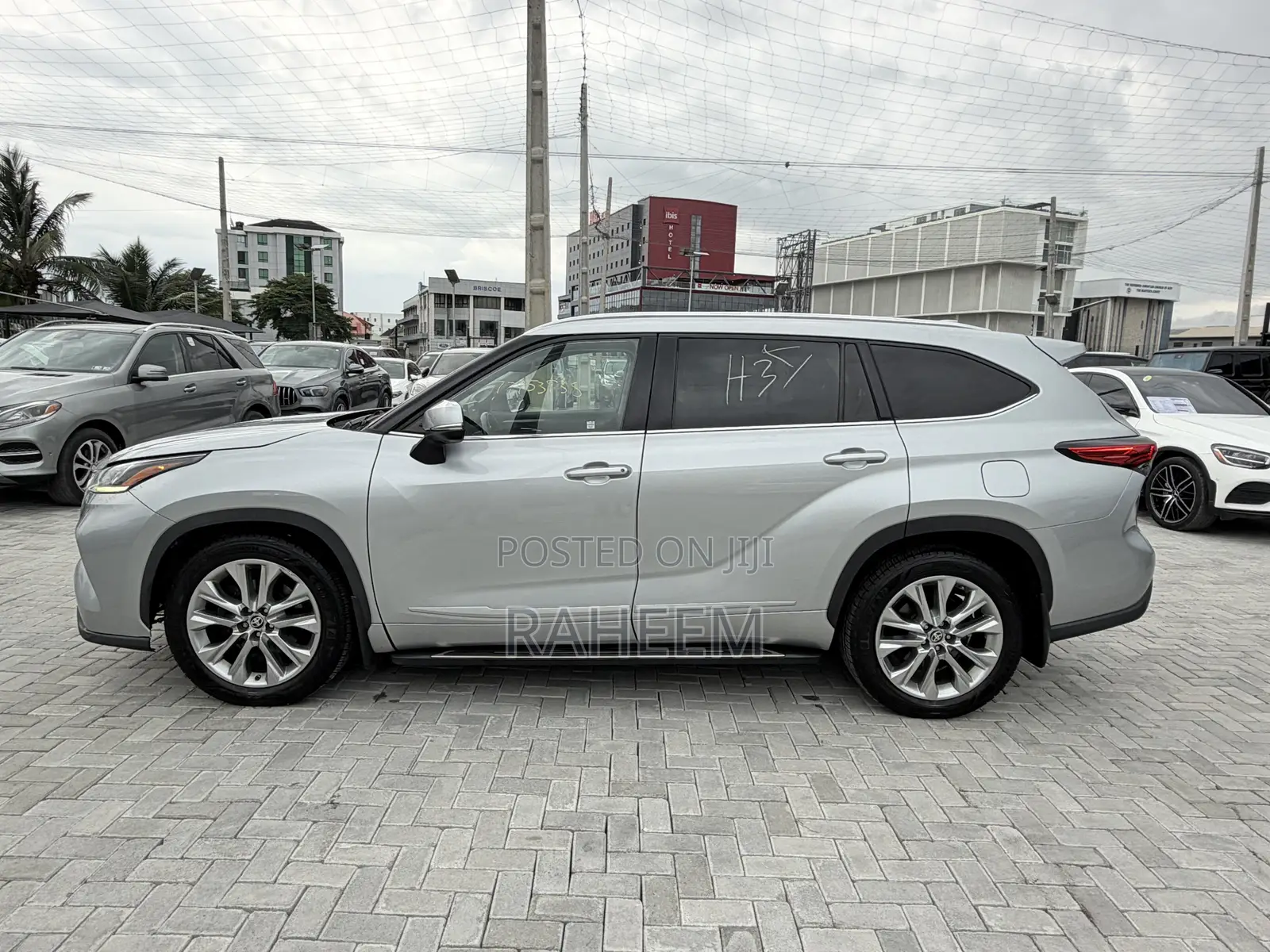 Toyota Highlander Limited AWD 2020 Silver