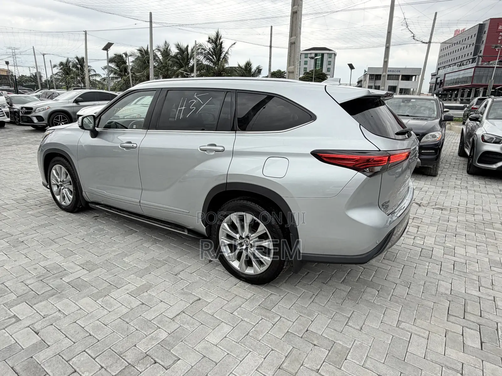 Toyota Highlander Limited AWD 2020 Silver