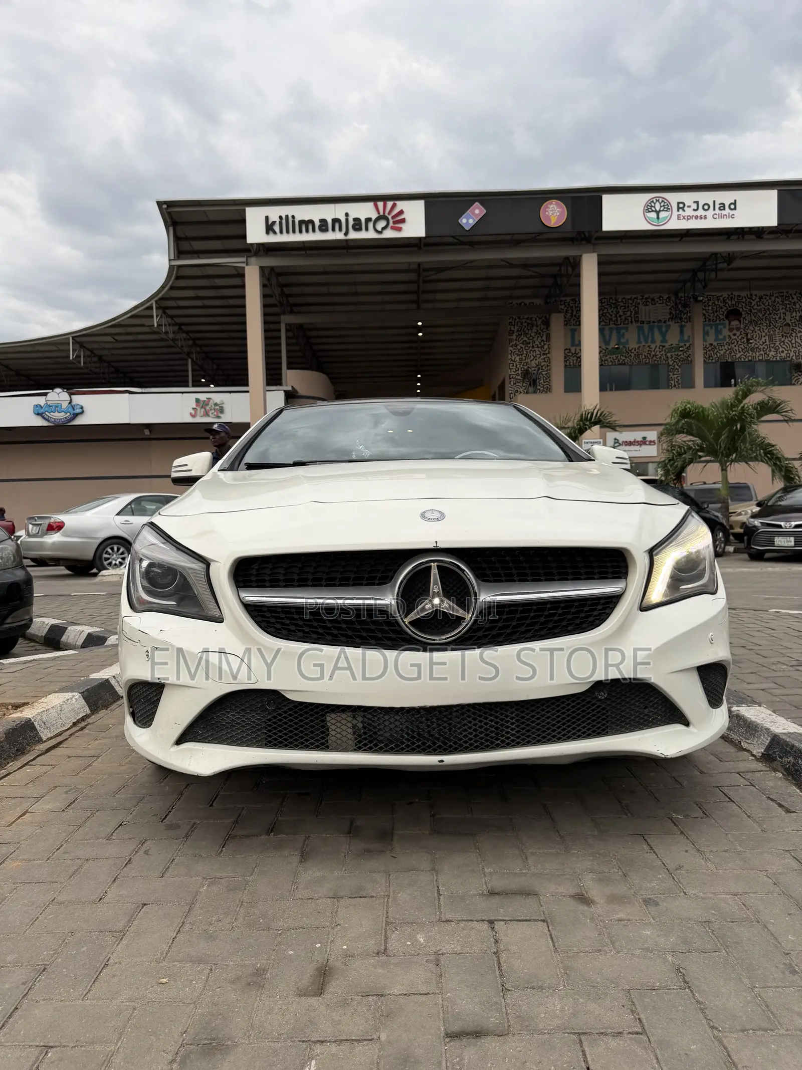 Mercedes-Benz CLA-Class CLA 250 4MATIC Sedan 2016 White