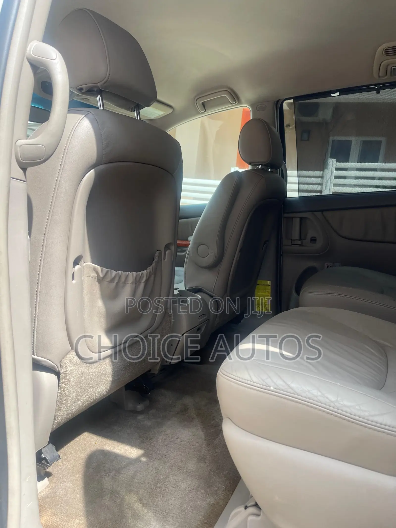 Toyota Sienna 2005 Gold
