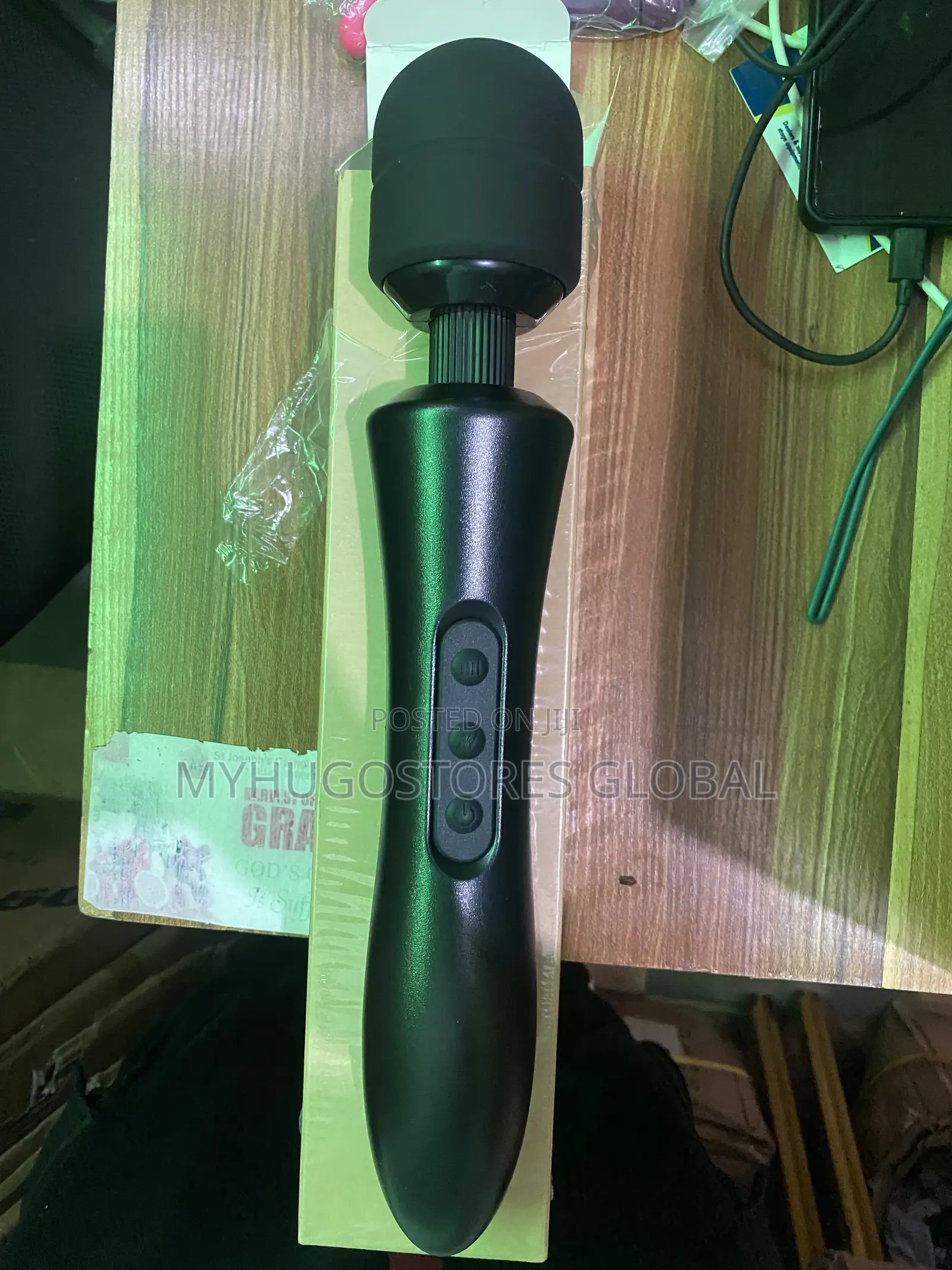 Rechargeable Wand in Black