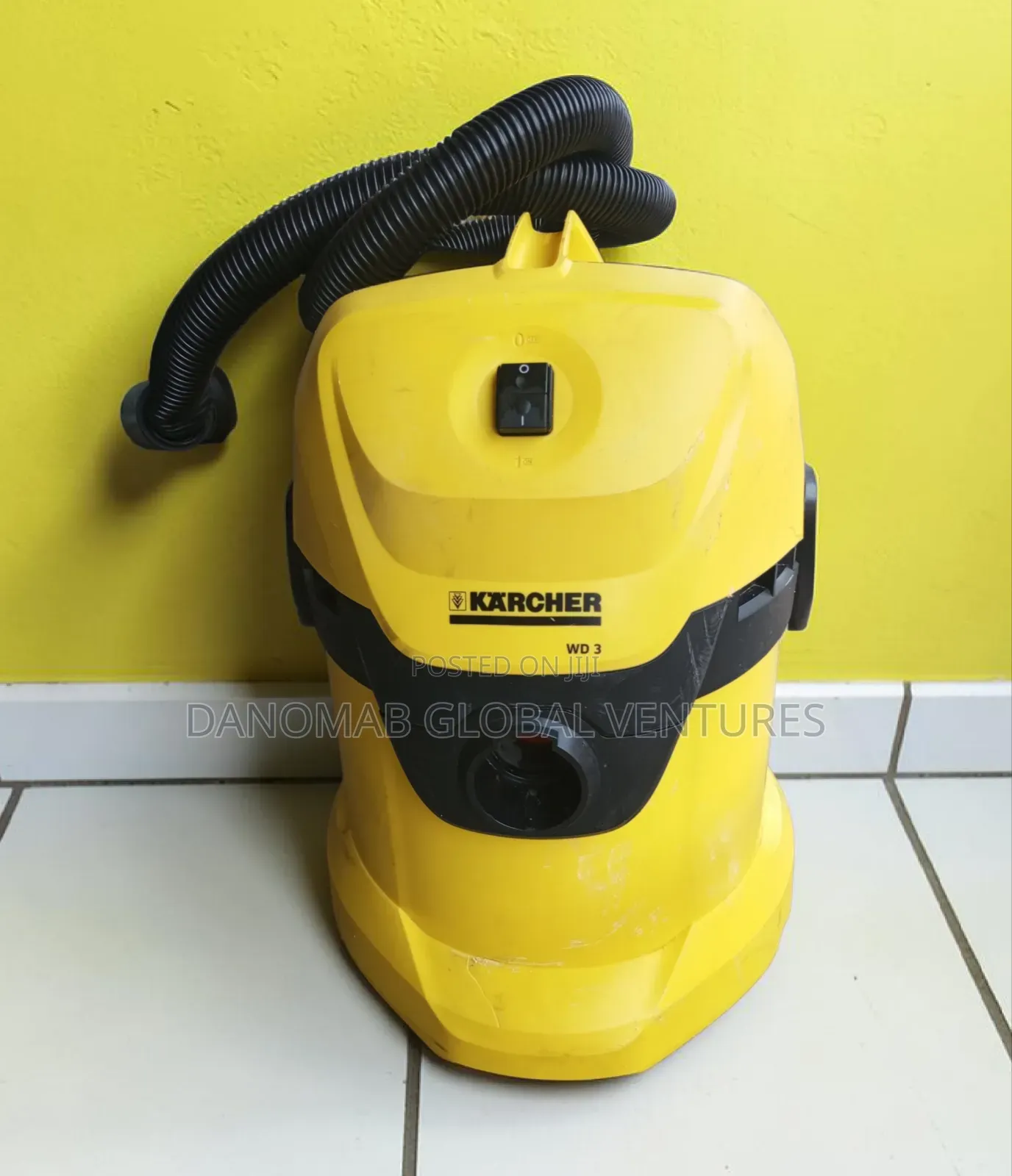 Karcher W3 Professional Wet and Dry Vacuum Cleaner With Inbuilt Blower