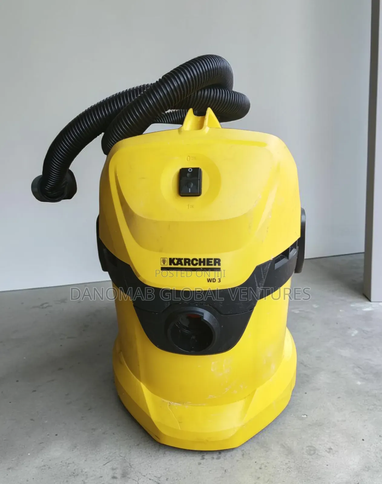 Karcher W3 Professional Wet and Dry Vacuum Cleaner With Inbuilt Blower
