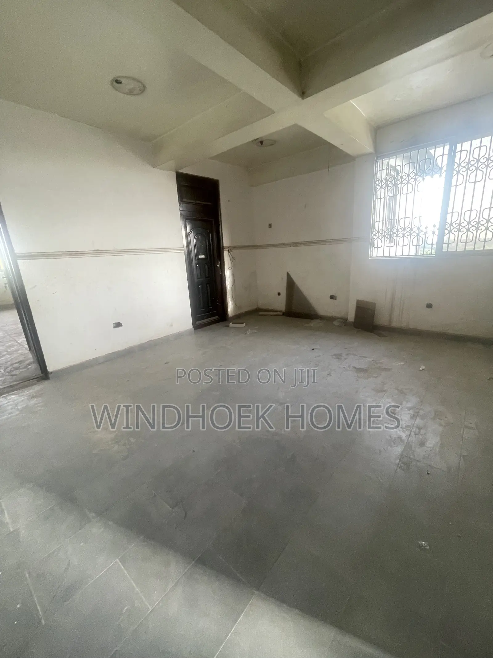 450sqms on the Ground Floor and 900sqms on D 1st to 6th With Two Lifts