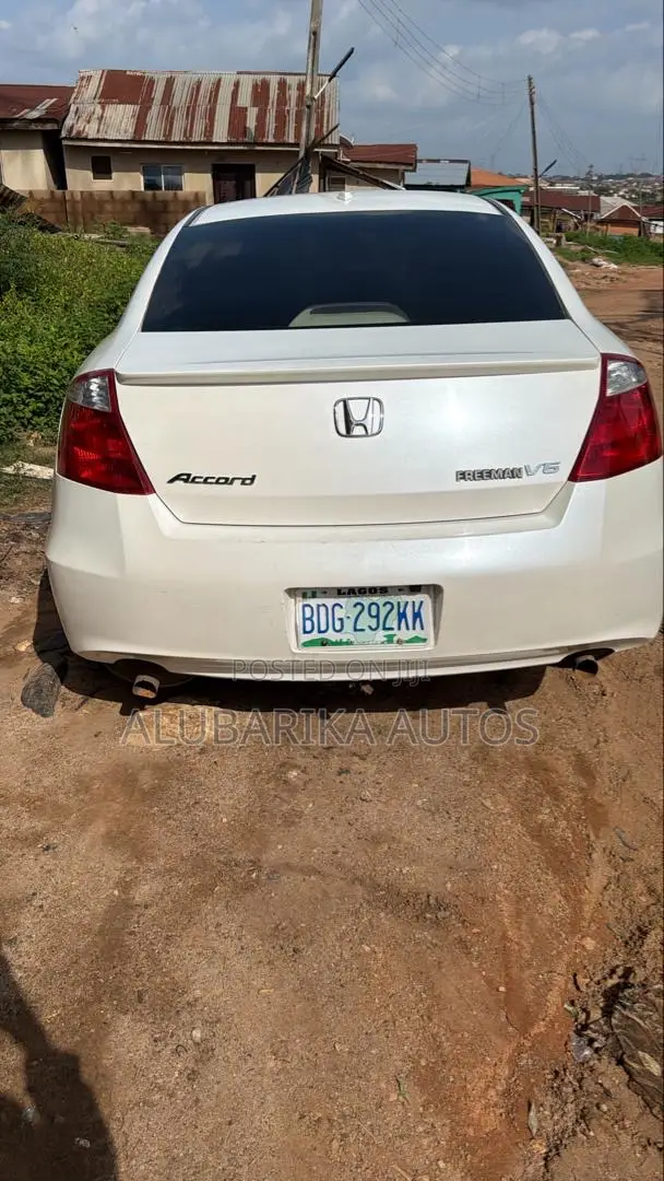 Honda Accord 2008 White