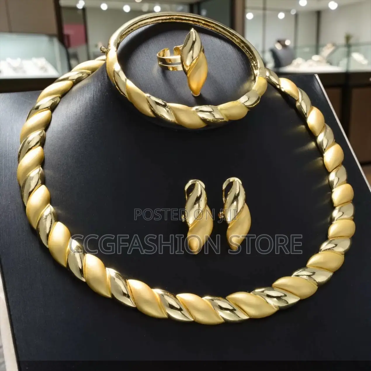 High Quality I8k Gold Plater Complete Jewelry Set