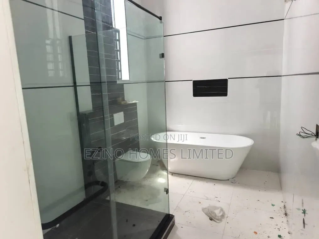 4bdrm Duplex in Walton Estate, Lekki Expressway for sale