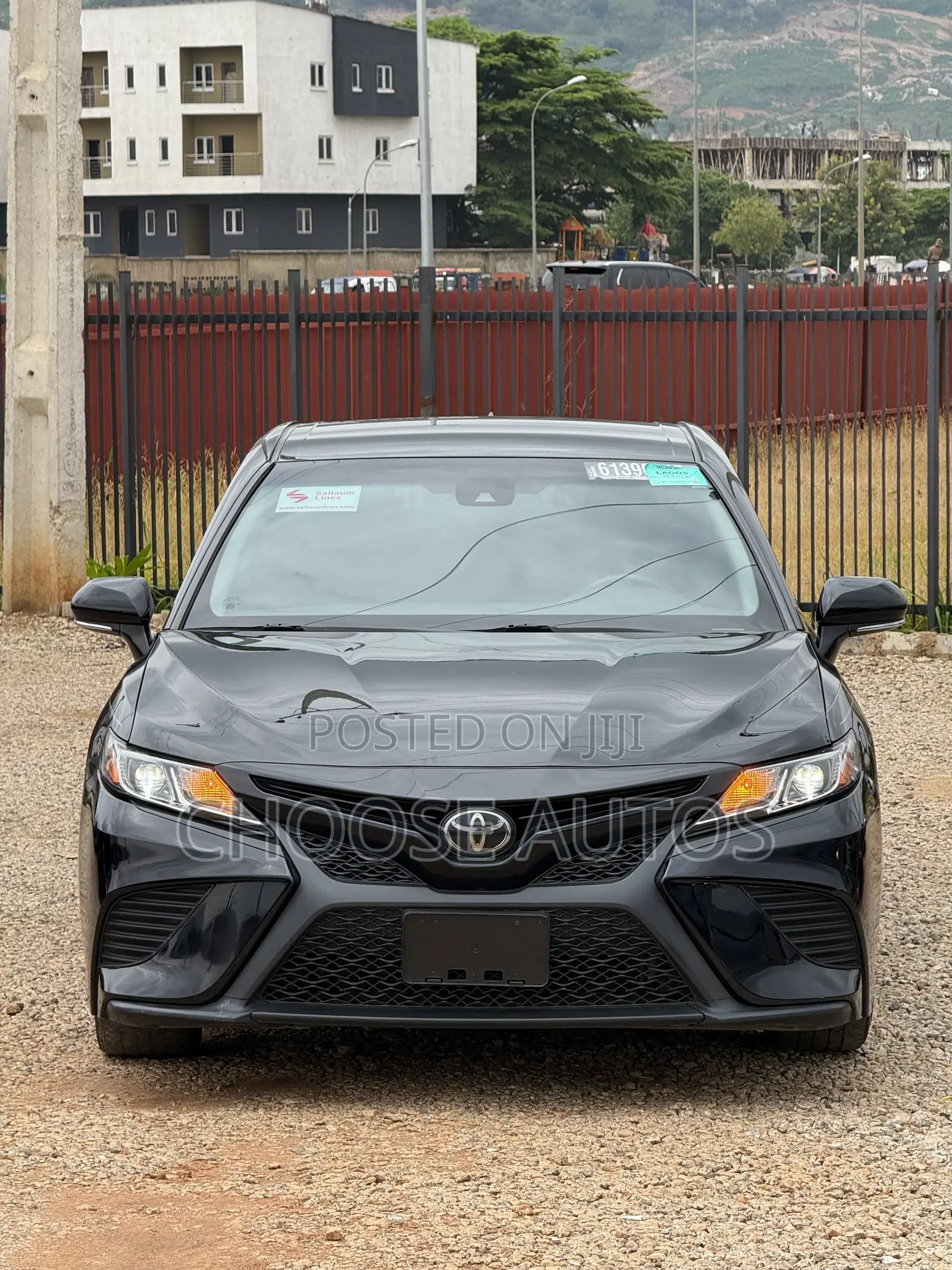 Toyota Camry SE FWD (2.5L 4cyl 8AM) 2018 Black