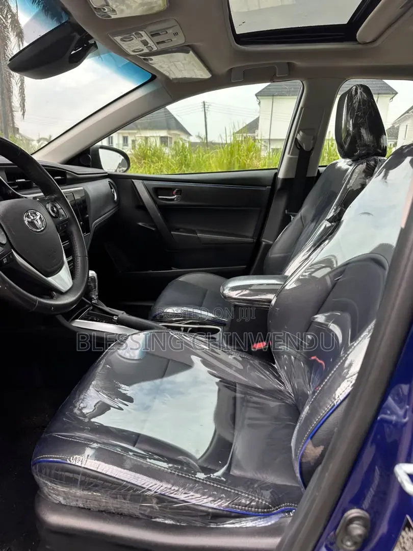 Toyota Corolla XSE 4dr Sedan (1.8L 4cyl CVT) 2017 Blue