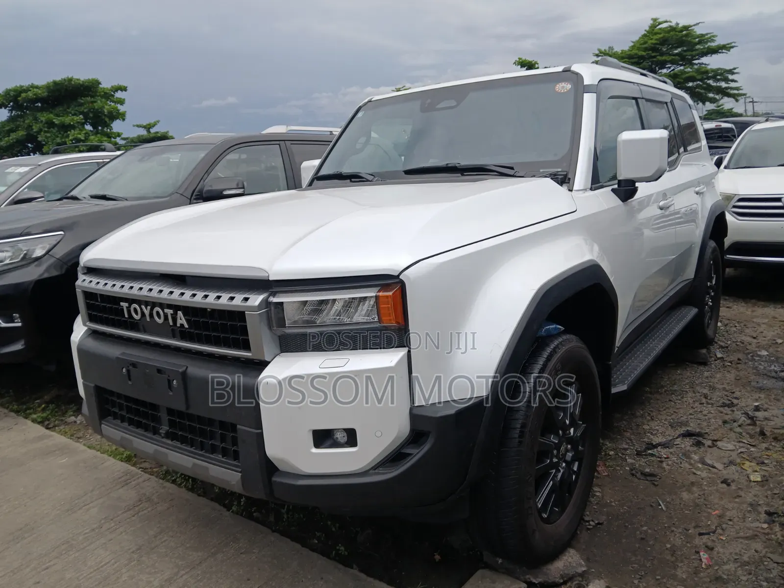 Toyota Land Cruiser 2024 White