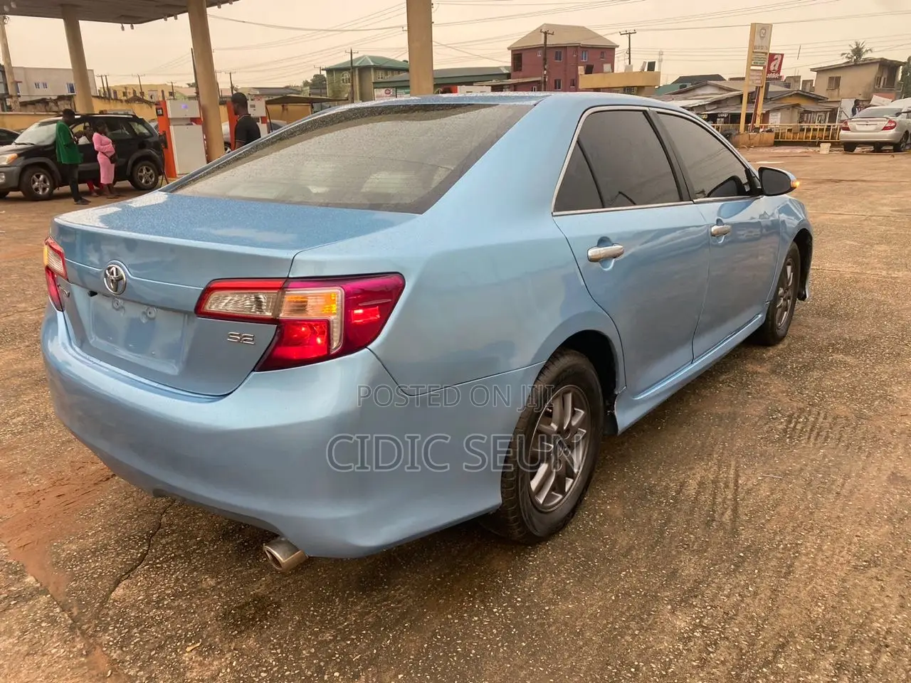 Toyota Camry SE 4dr Sedan (2.5L 4cyl 6A) 2013 Blue