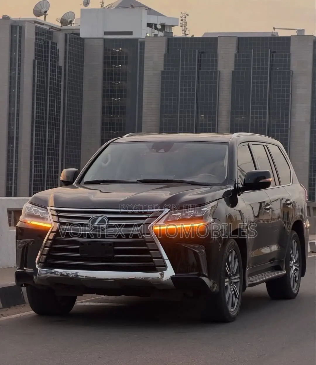 Lexus LX 570 AWD 2017 Black