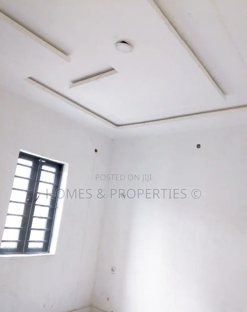 Mini Flat in Gbetu Axis, Awoyaya for rent